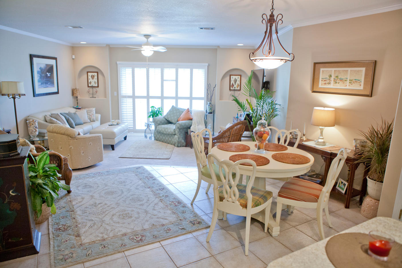 PELICAN PLACE T/H WEST - Residential