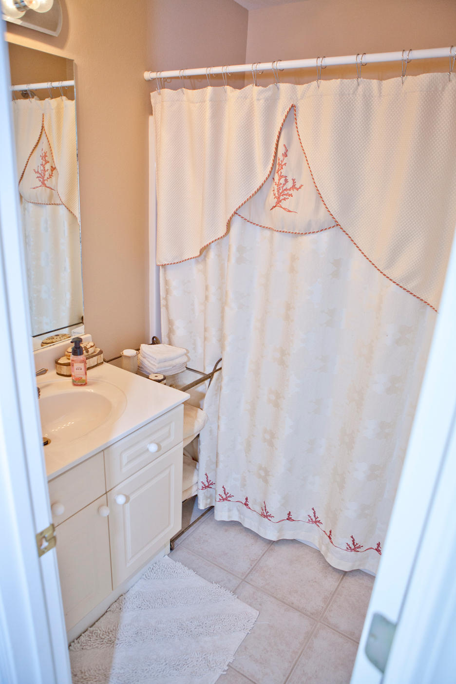 PELICAN PLACE T/H WEST - Residential