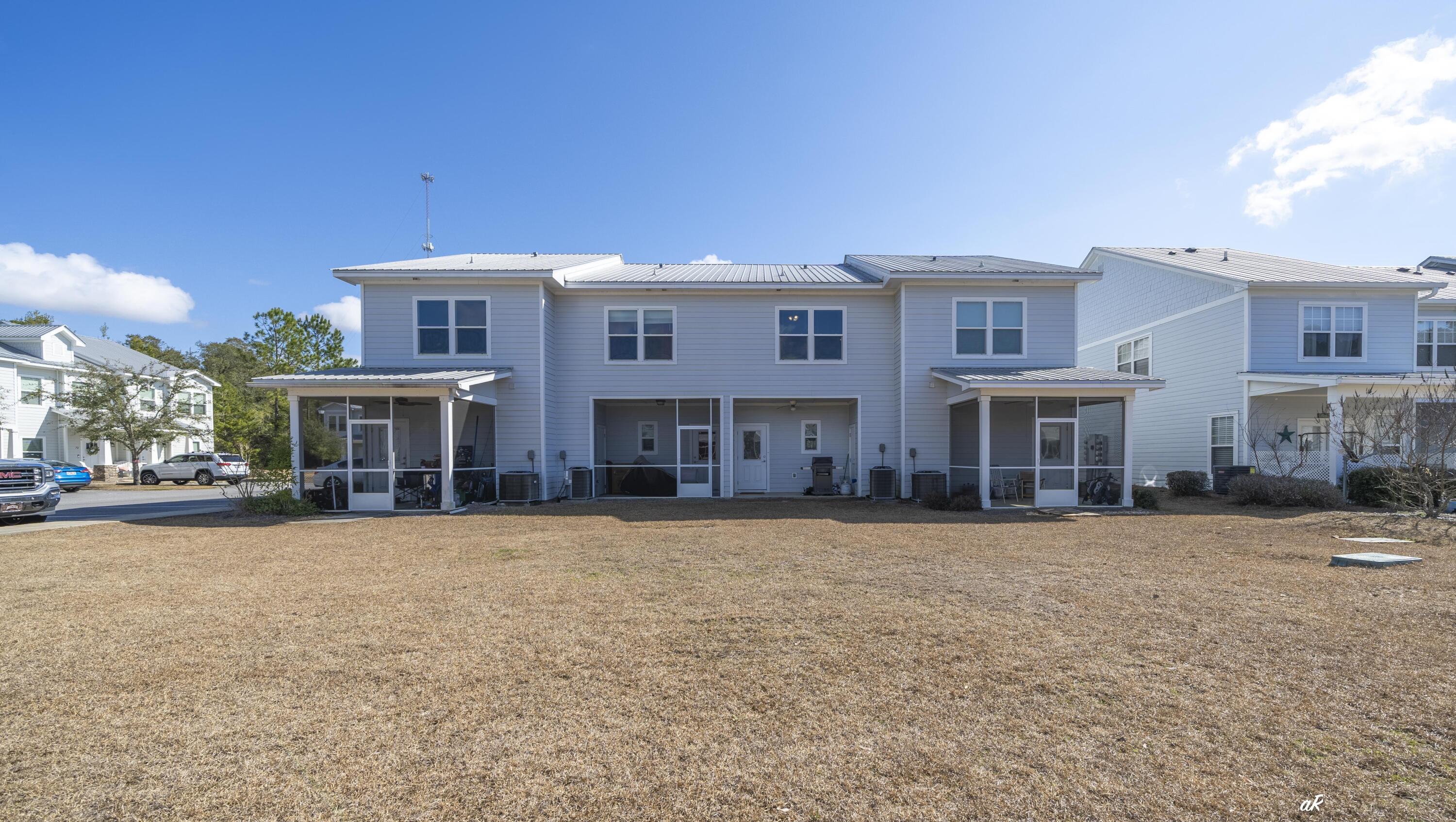 VERANDAS AT FREEPORT - Residential