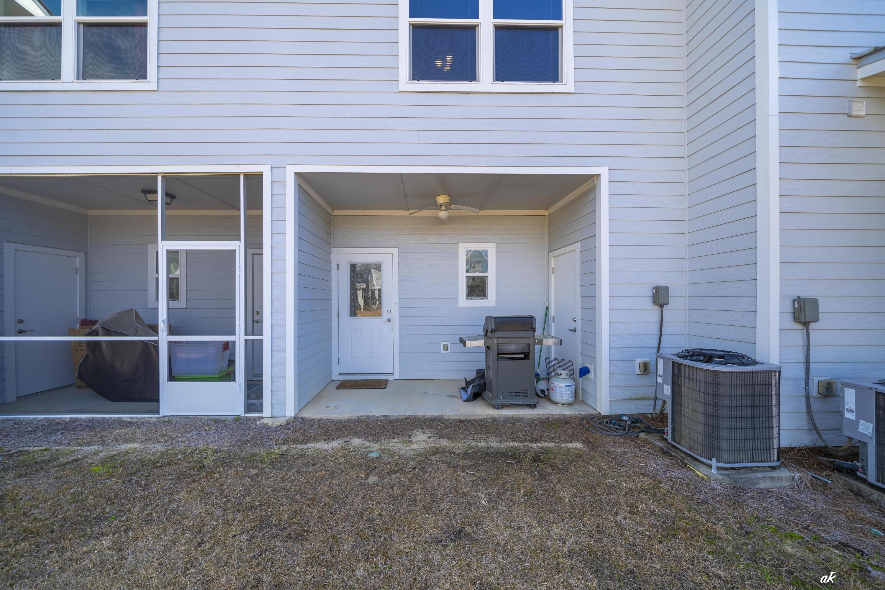 VERANDAS AT FREEPORT - Residential