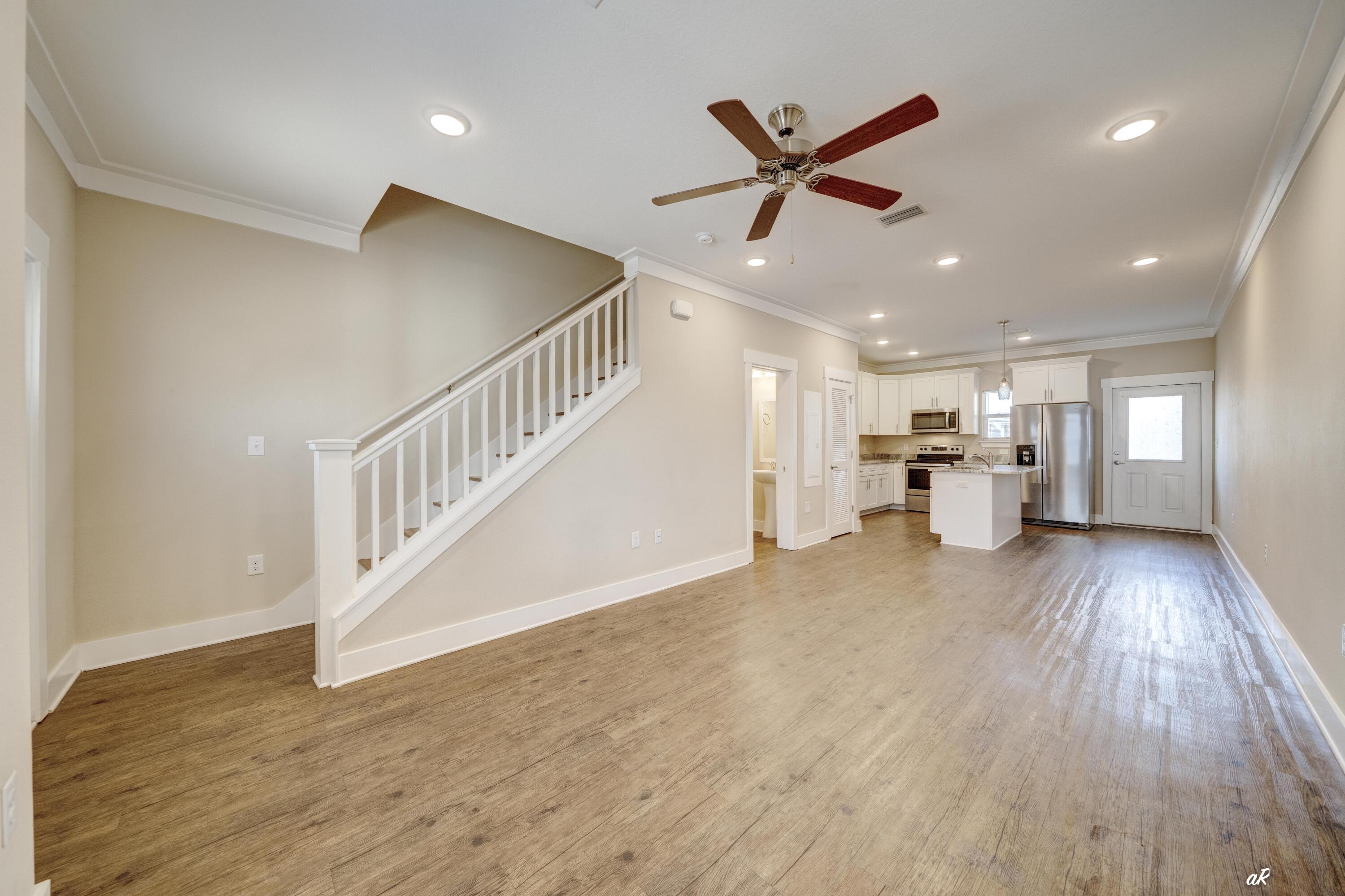 VERANDAS AT FREEPORT - Residential