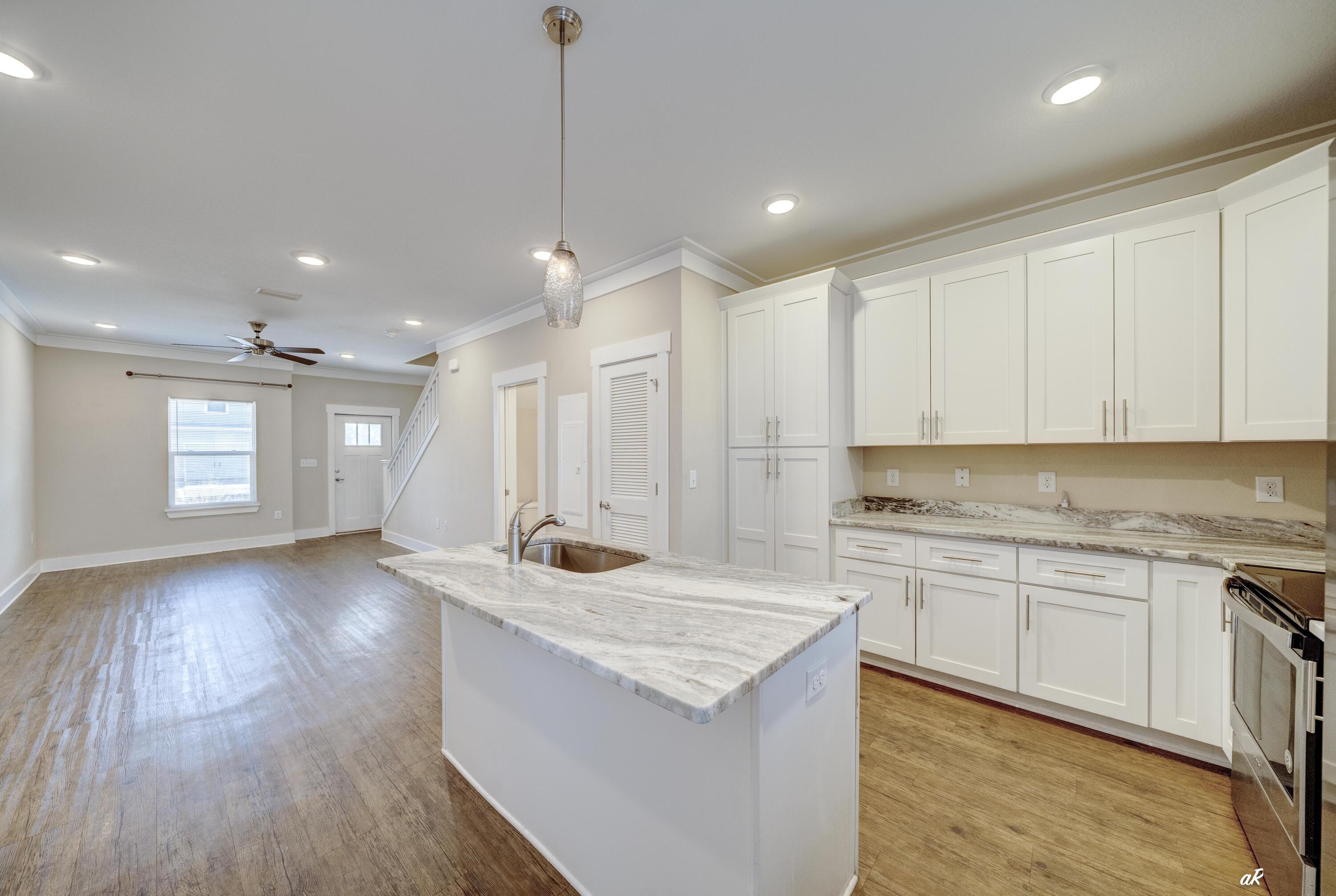 VERANDAS AT FREEPORT - Residential