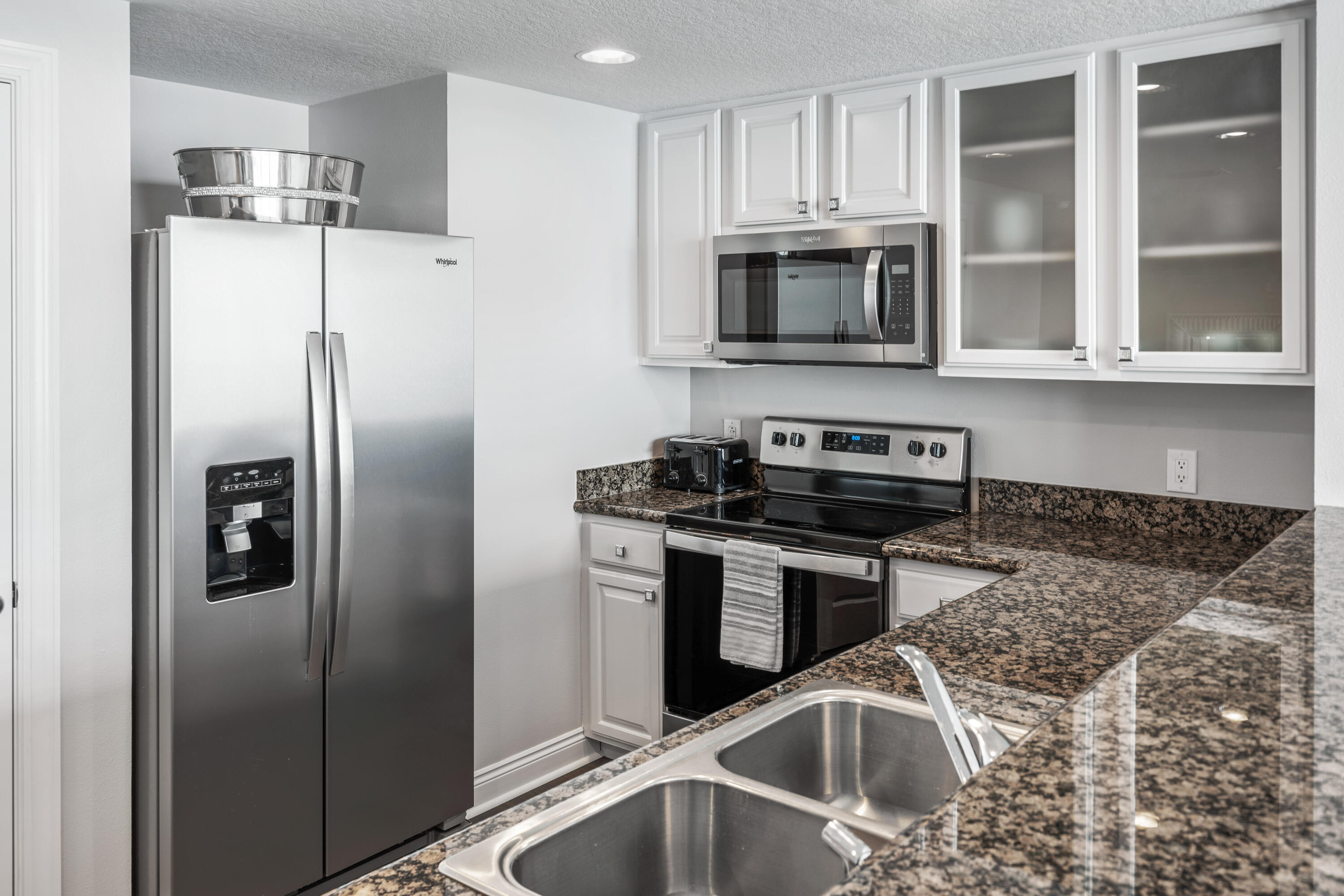 PALAZZO CONDOMINIUM - Residential