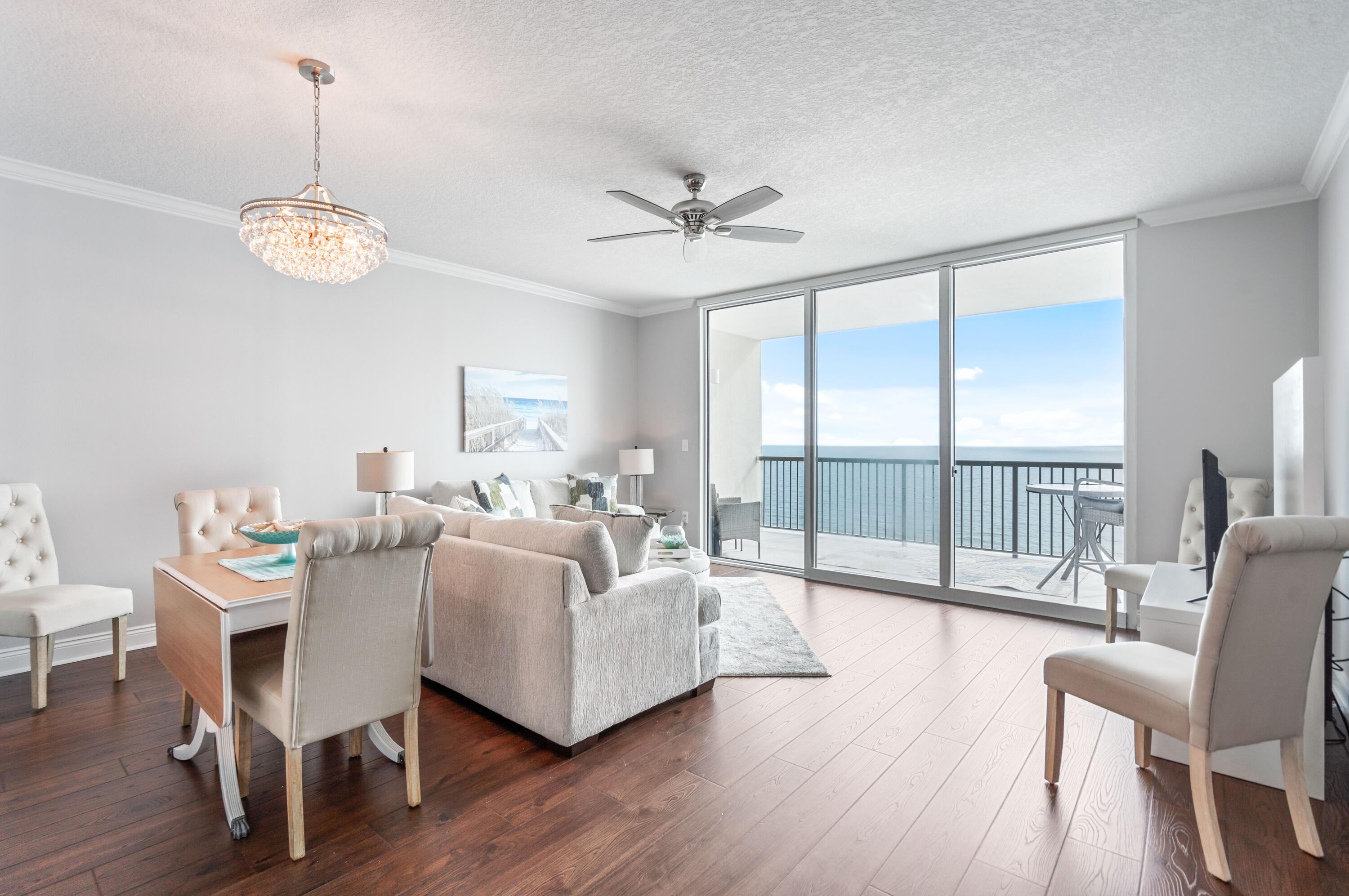 PALAZZO CONDOMINIUM - Residential