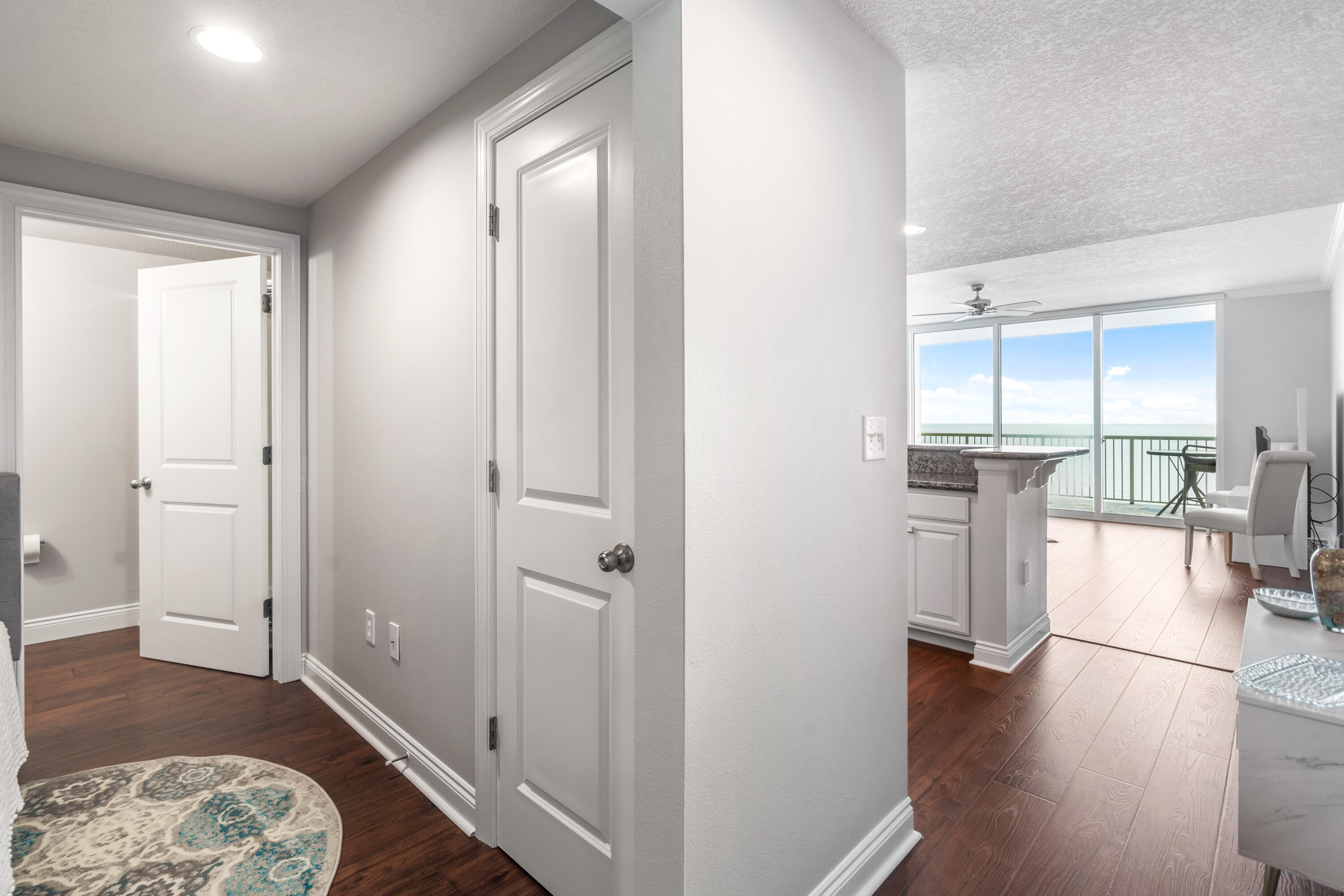 PALAZZO CONDOMINIUM - Residential