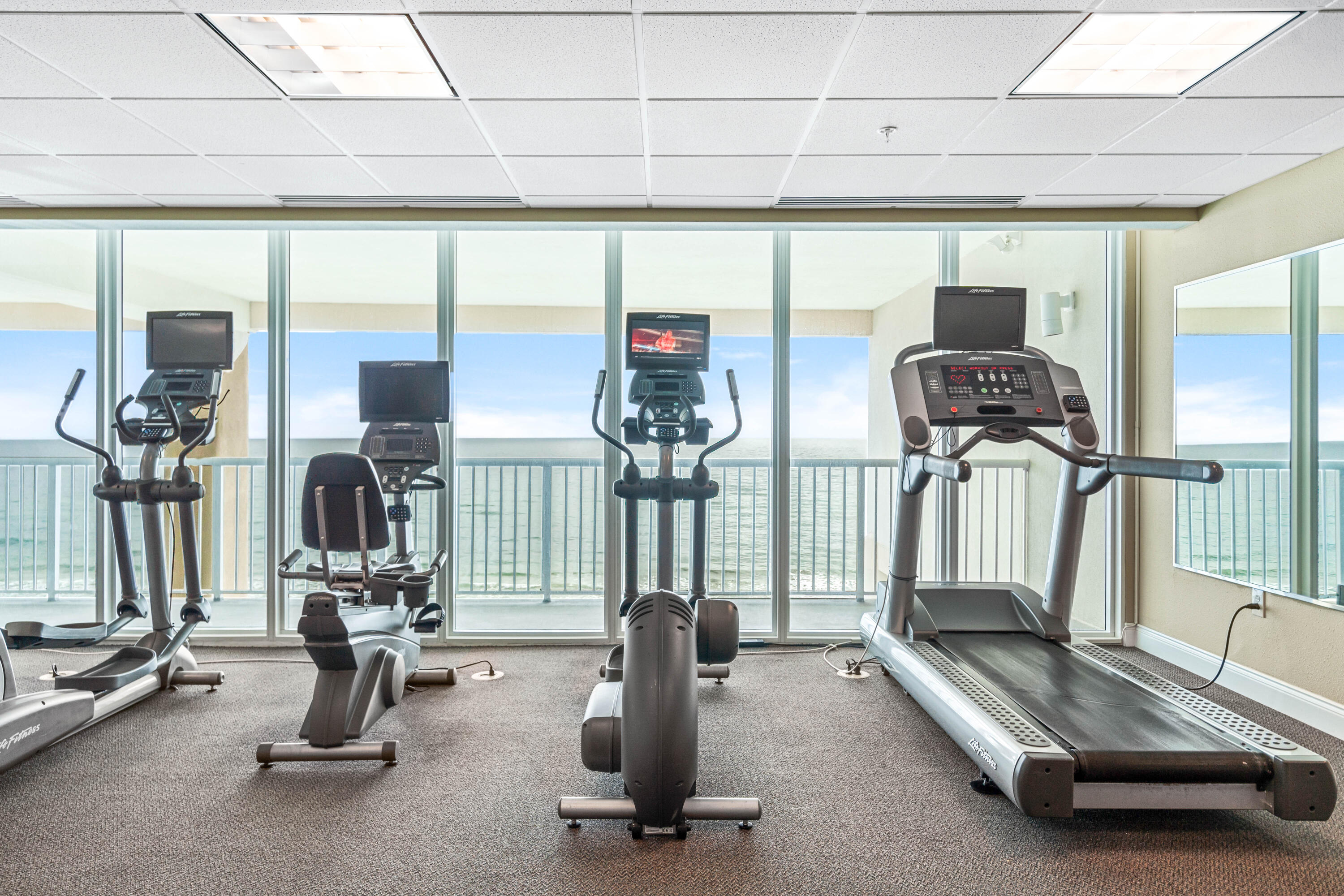 PALAZZO CONDOMINIUM - Residential