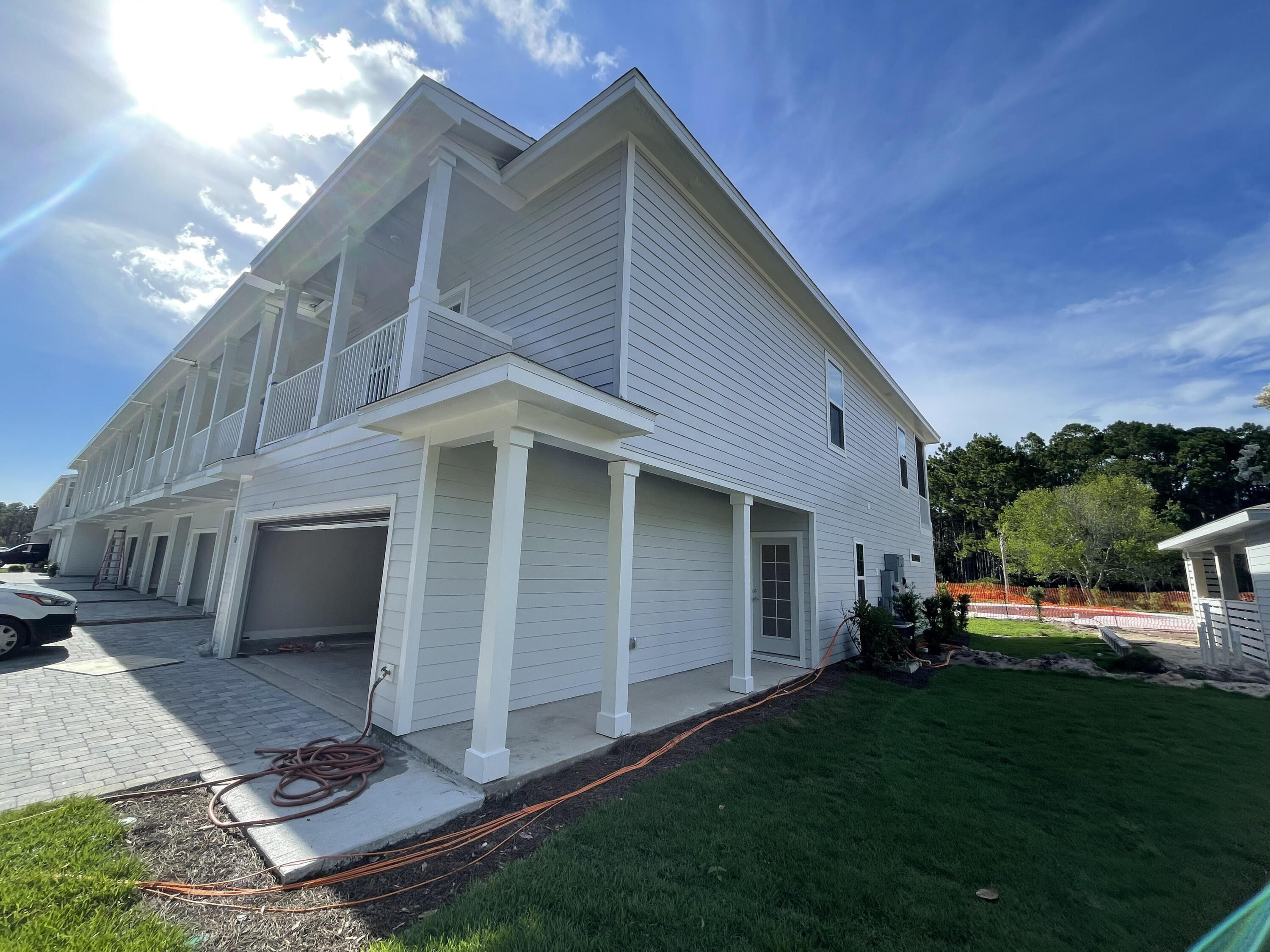 Kara Lake Townhomes - Residential Lease