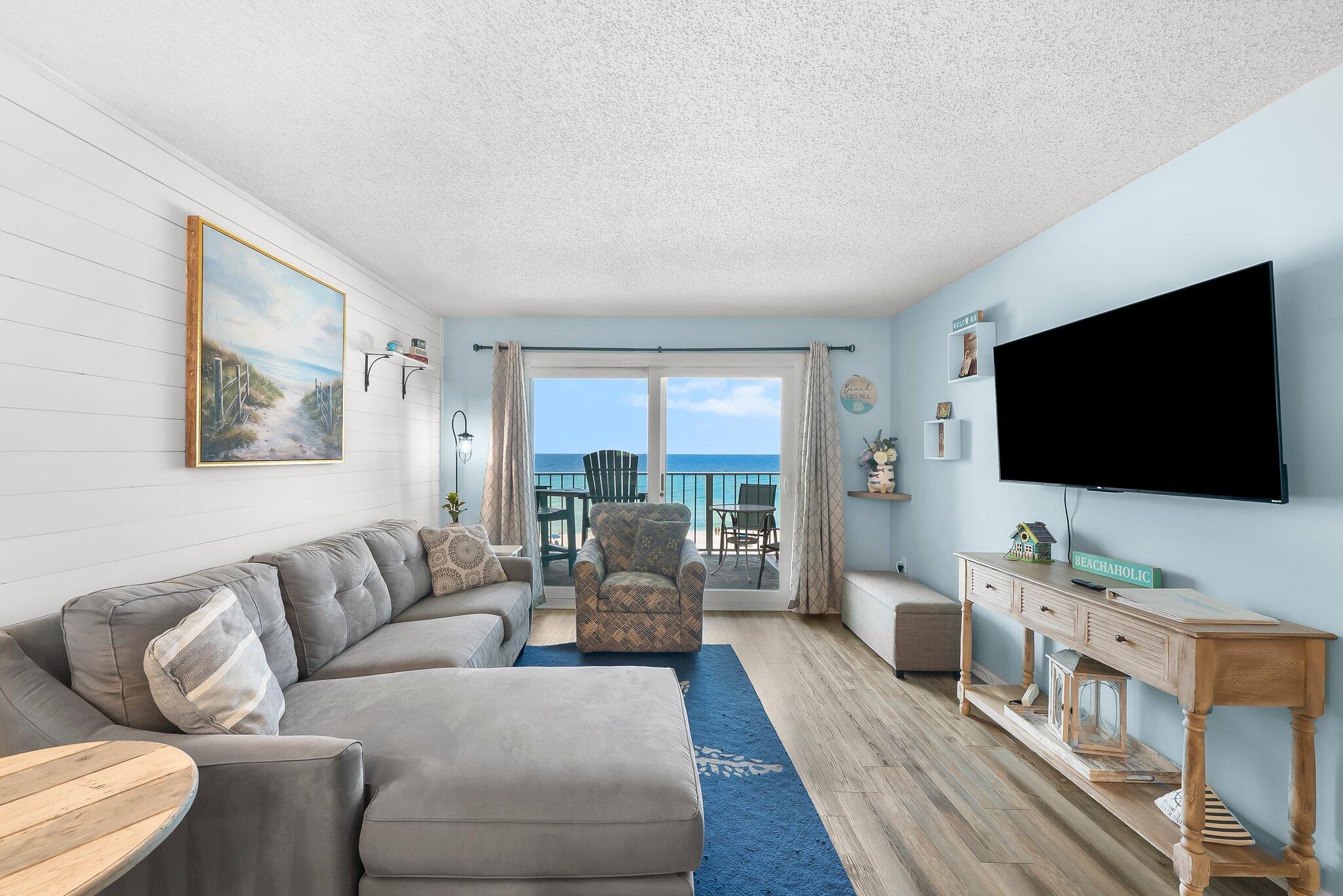 REGENCY TOWERS - Residential
