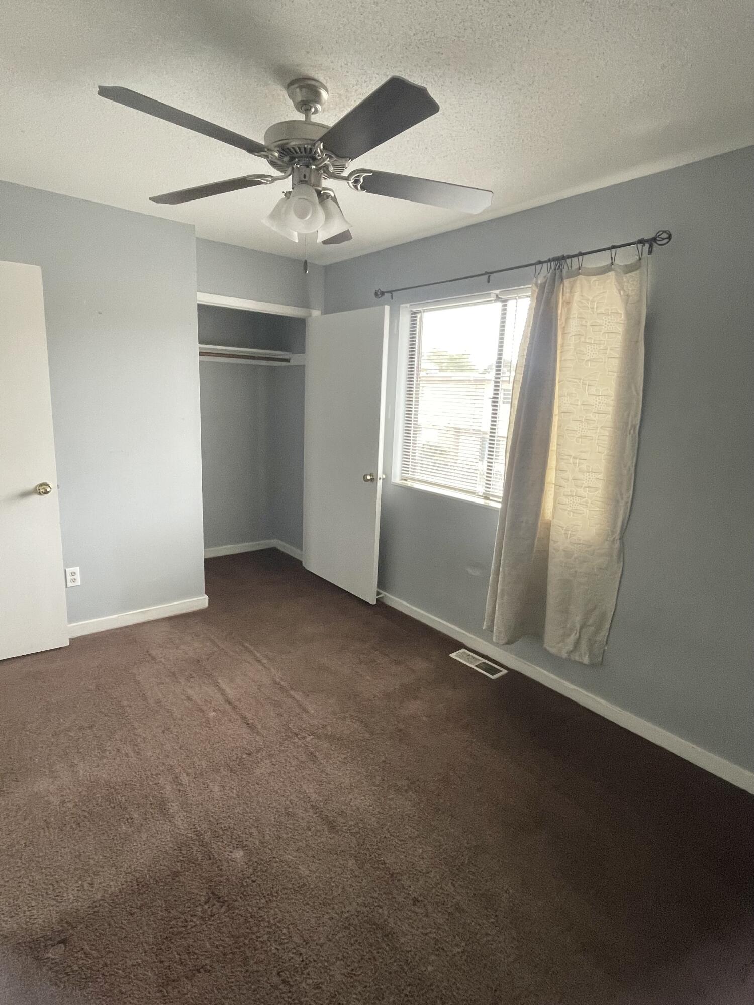 INDIAN HILLS - Residential Lease