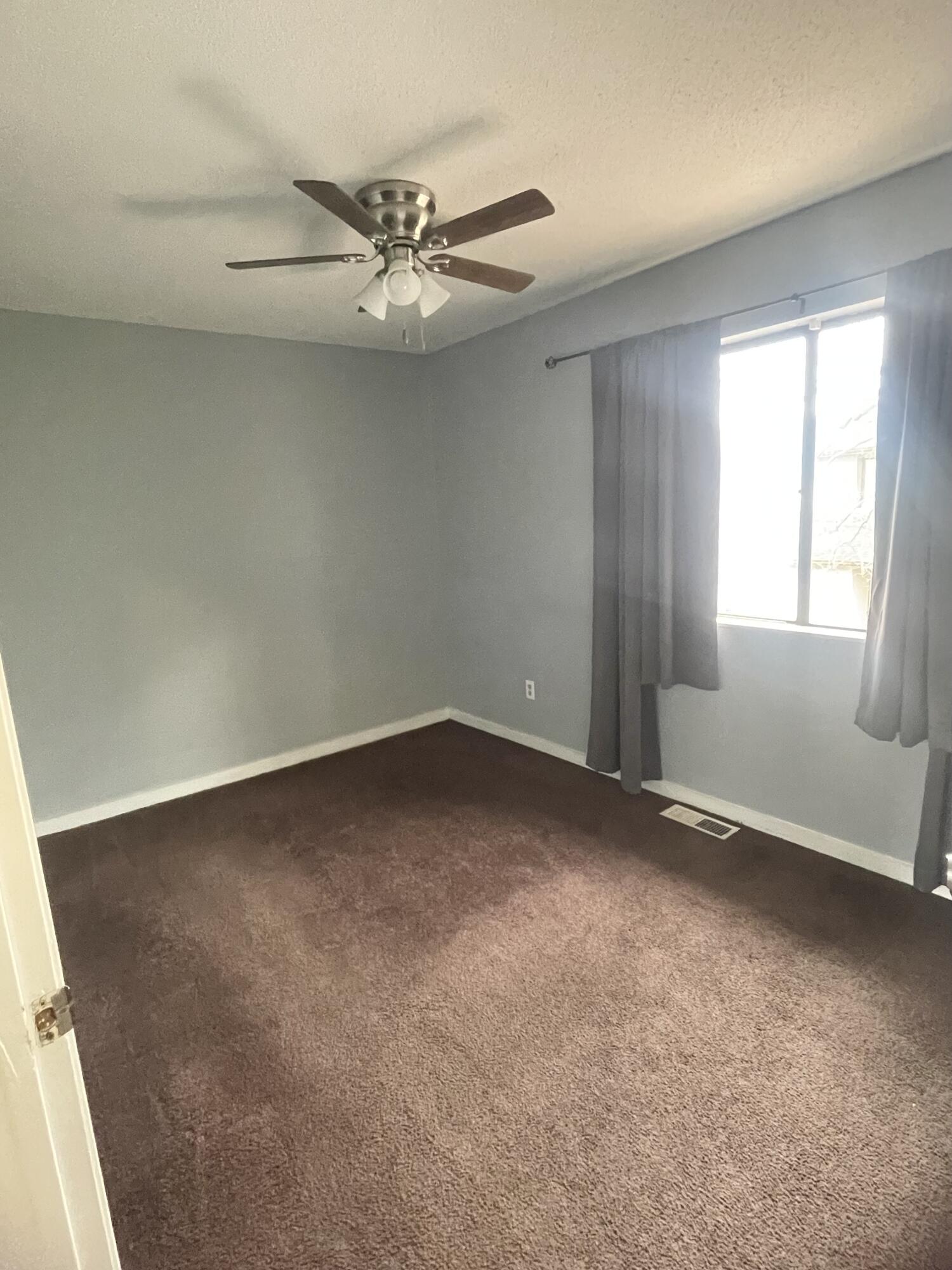 INDIAN HILLS - Residential Lease