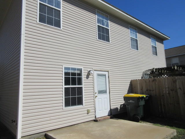 HOUSTON MANOR - Residential