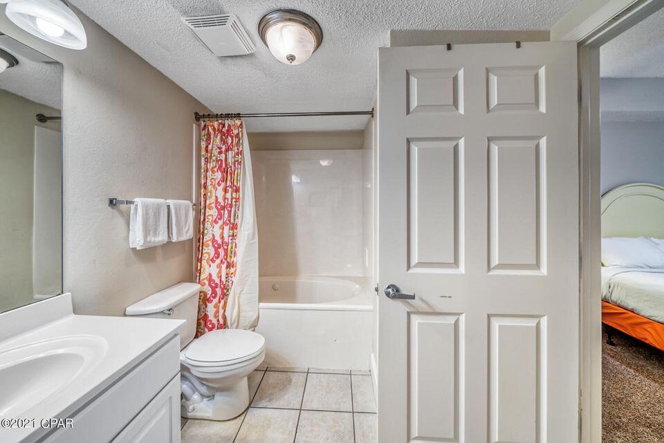 MAJESTIC BEACH TOWERS I - Residential