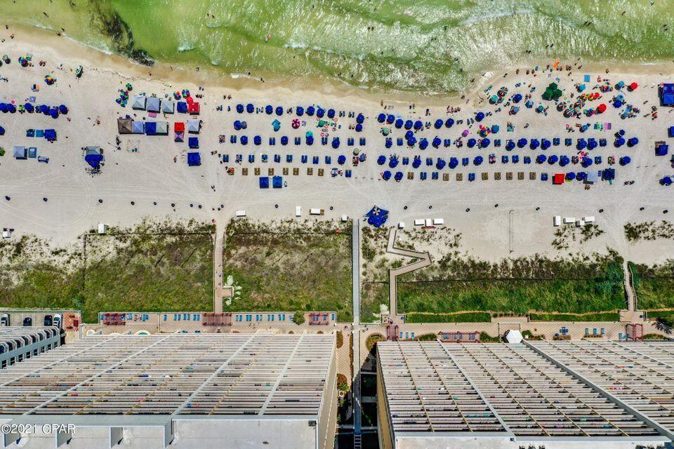 MAJESTIC BEACH TOWERS I - Residential