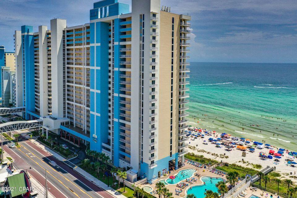 MAJESTIC BEACH TOWERS I - Residential