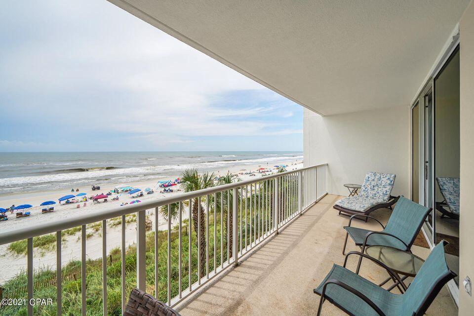 MAJESTIC BEACH TOWERS I - Residential