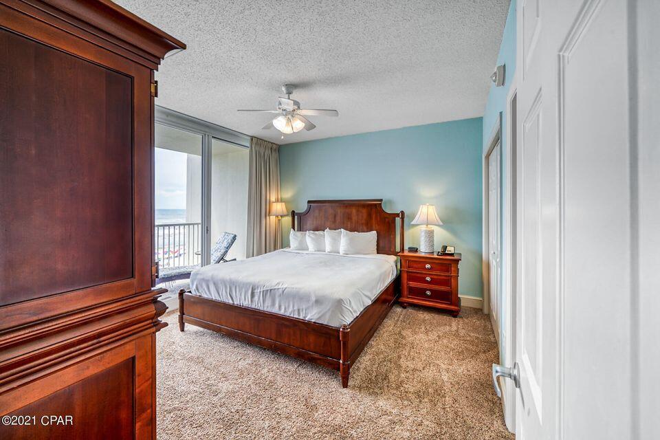 MAJESTIC BEACH TOWERS I - Residential