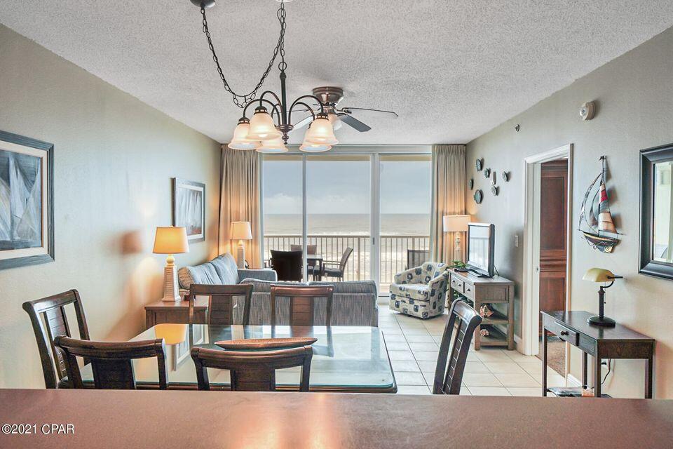 MAJESTIC BEACH TOWERS I - Residential