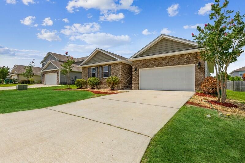 PARTRIDGE HILLS - Residential