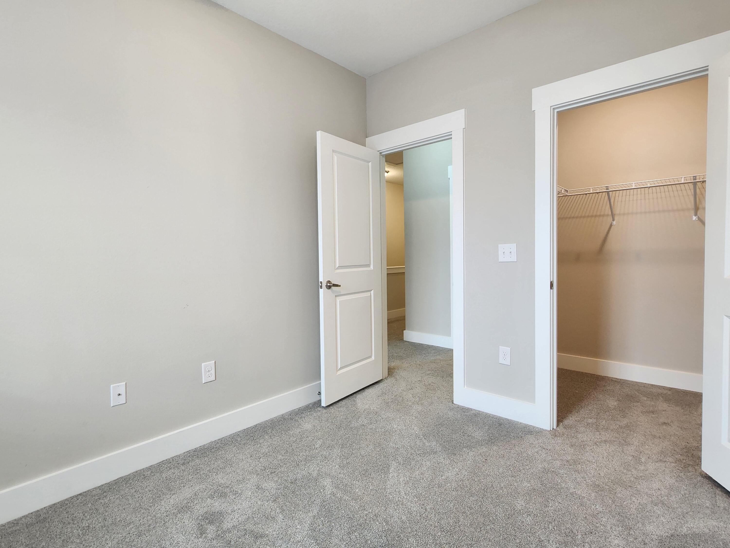 VERANDAS AT FREEPORT - Residential