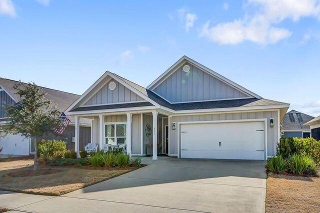 HAMMOCK BAY - Residential