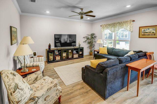 HAMMOCK BAY - Residential