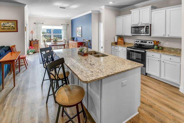 HAMMOCK BAY - Residential