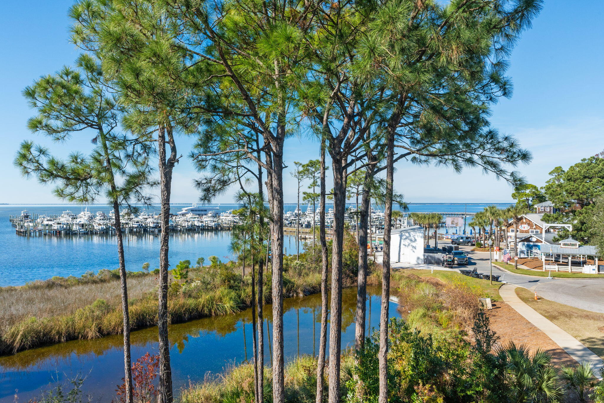 ANCHORAGE AT SANDESTIN THE - Residential