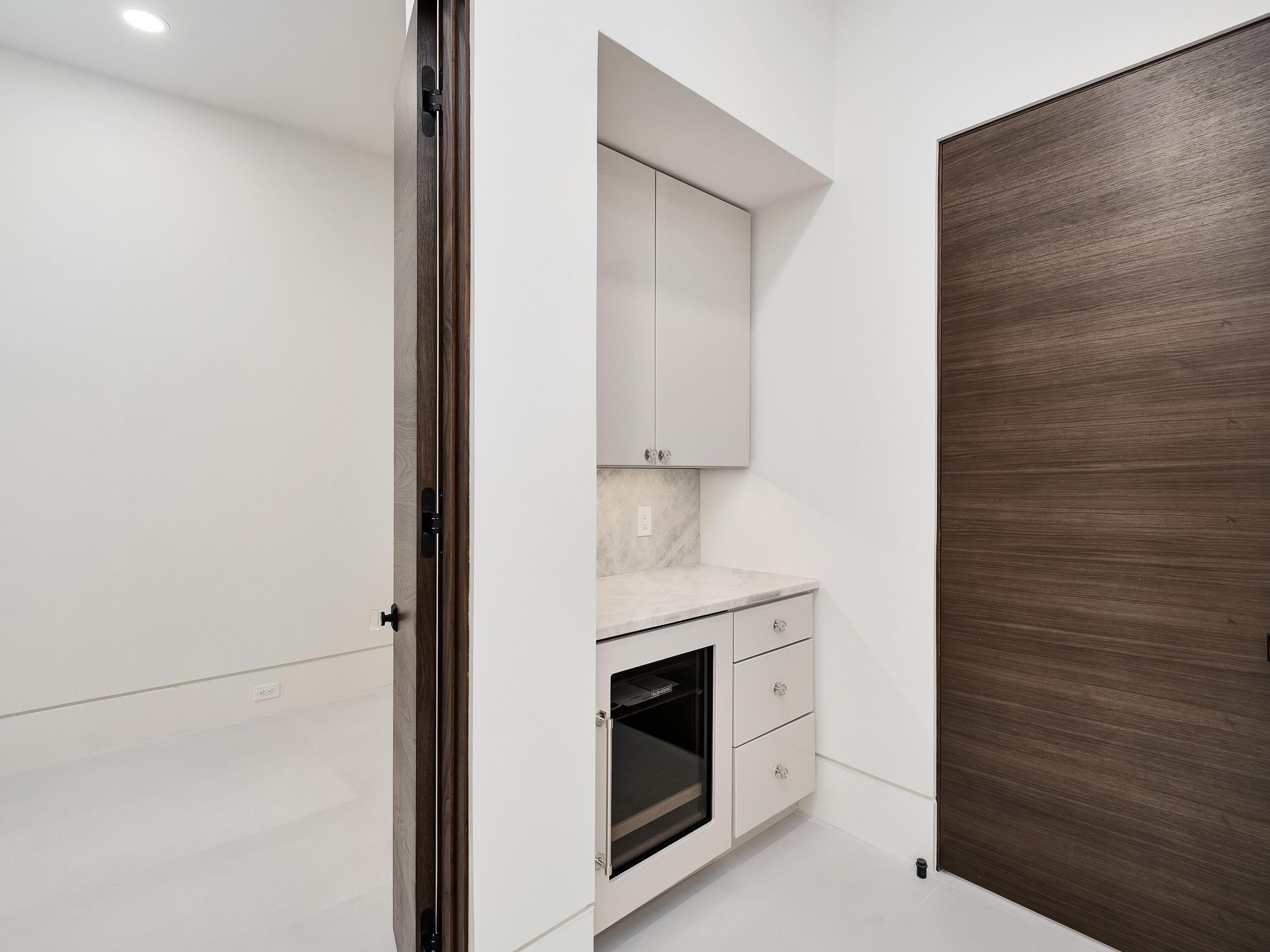 FOUR MILE VILLAGE - Residential