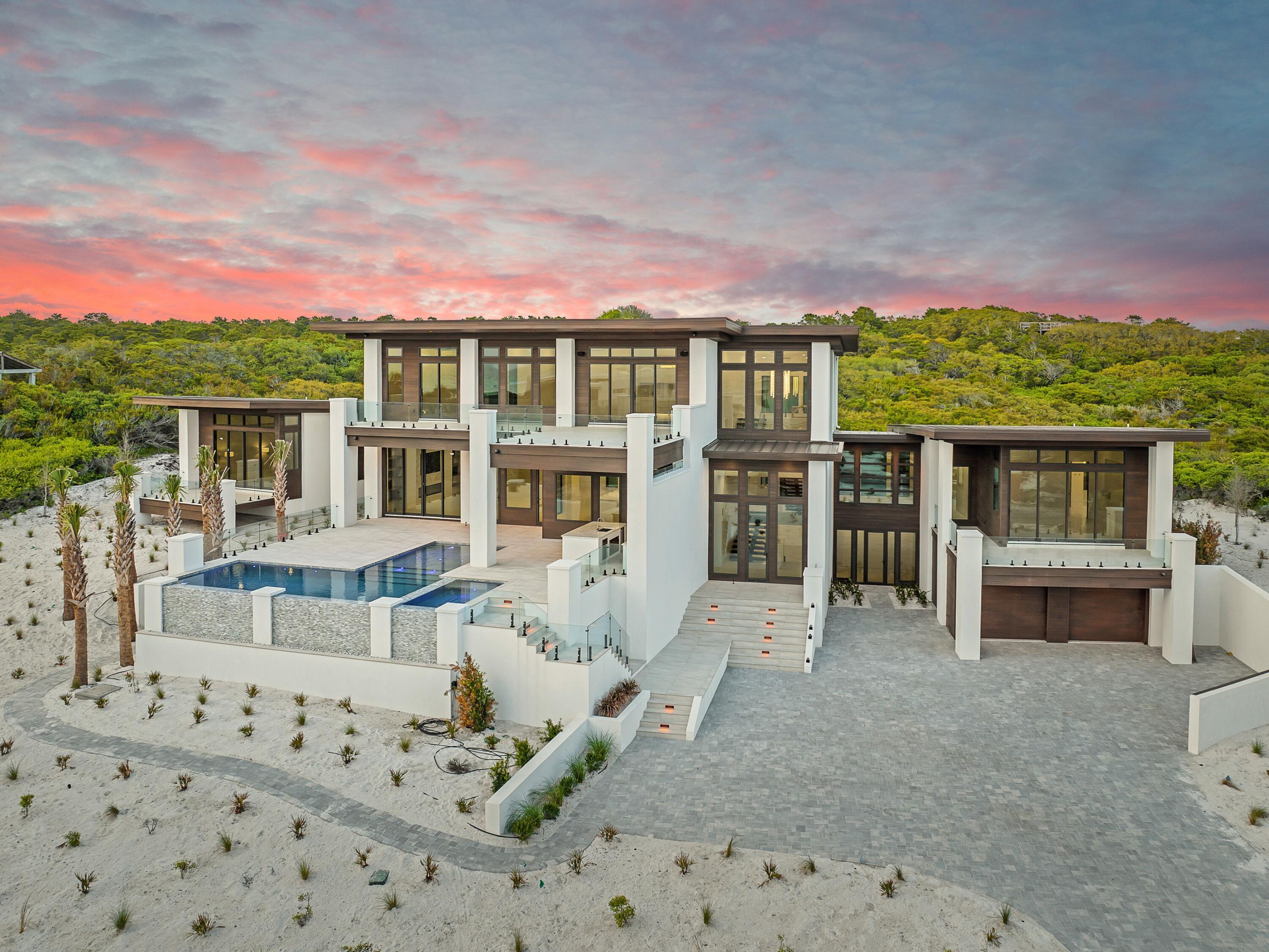 FOUR MILE VILLAGE - Residential