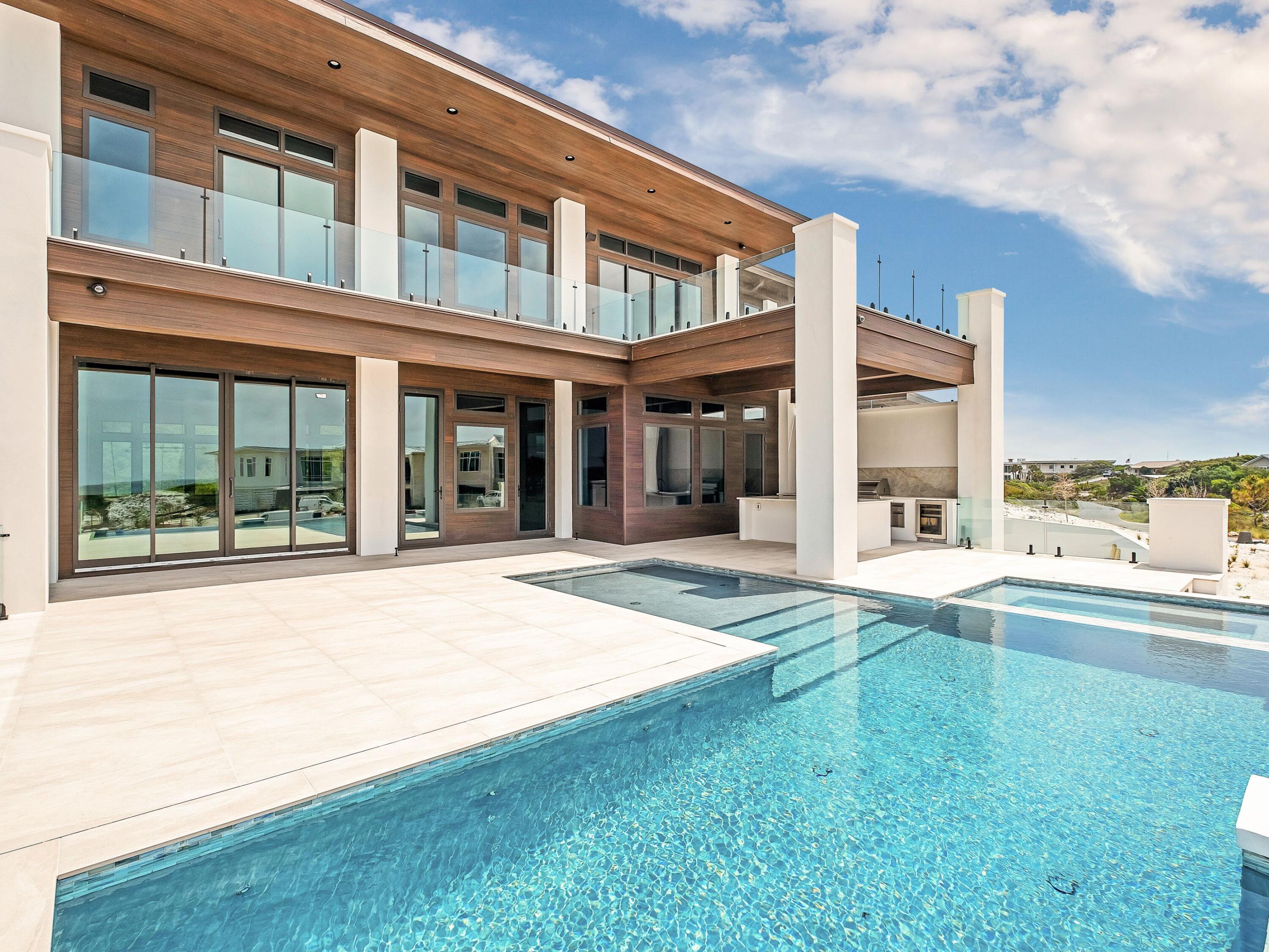 FOUR MILE VILLAGE - Residential