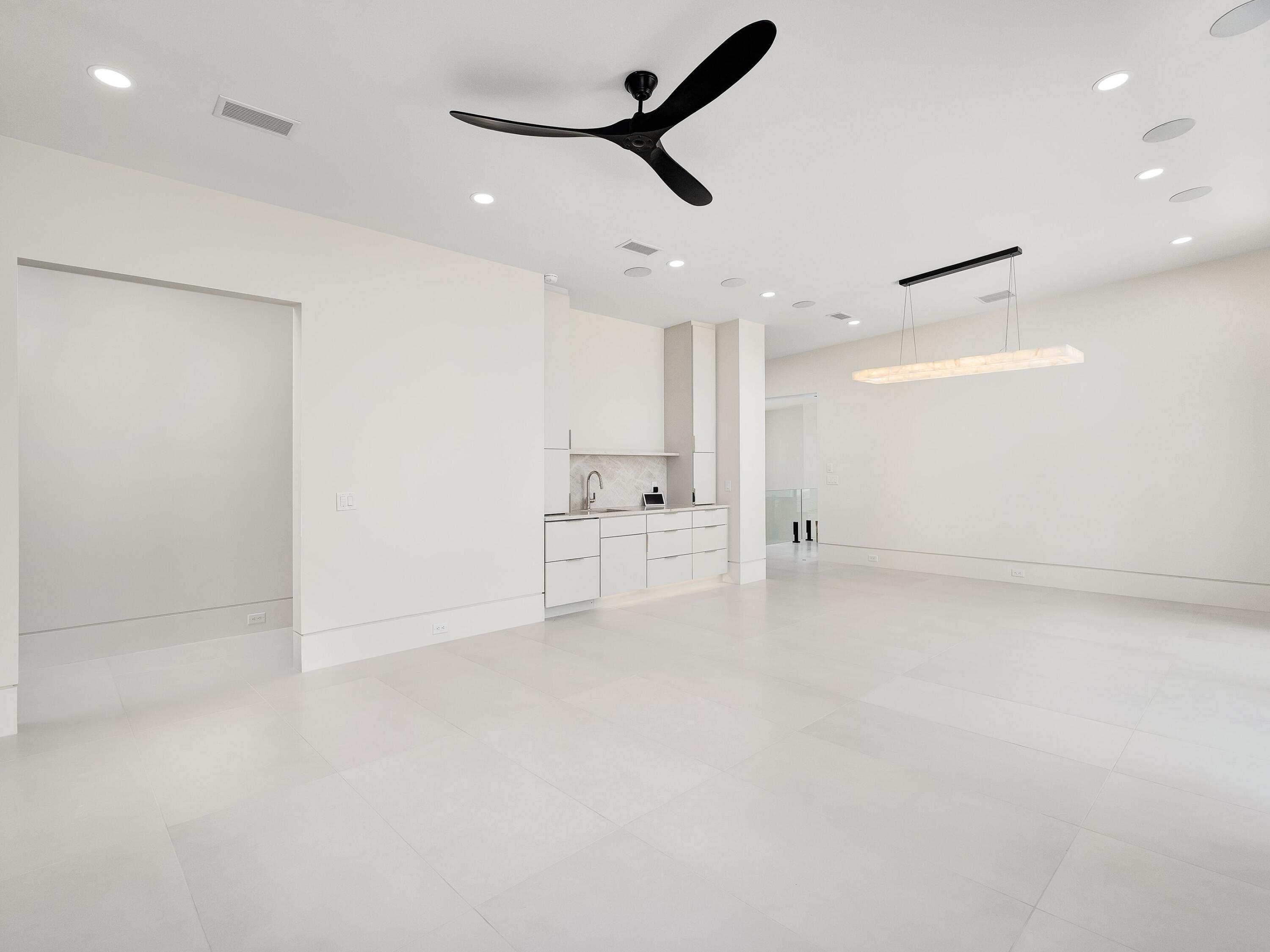 FOUR MILE VILLAGE - Residential