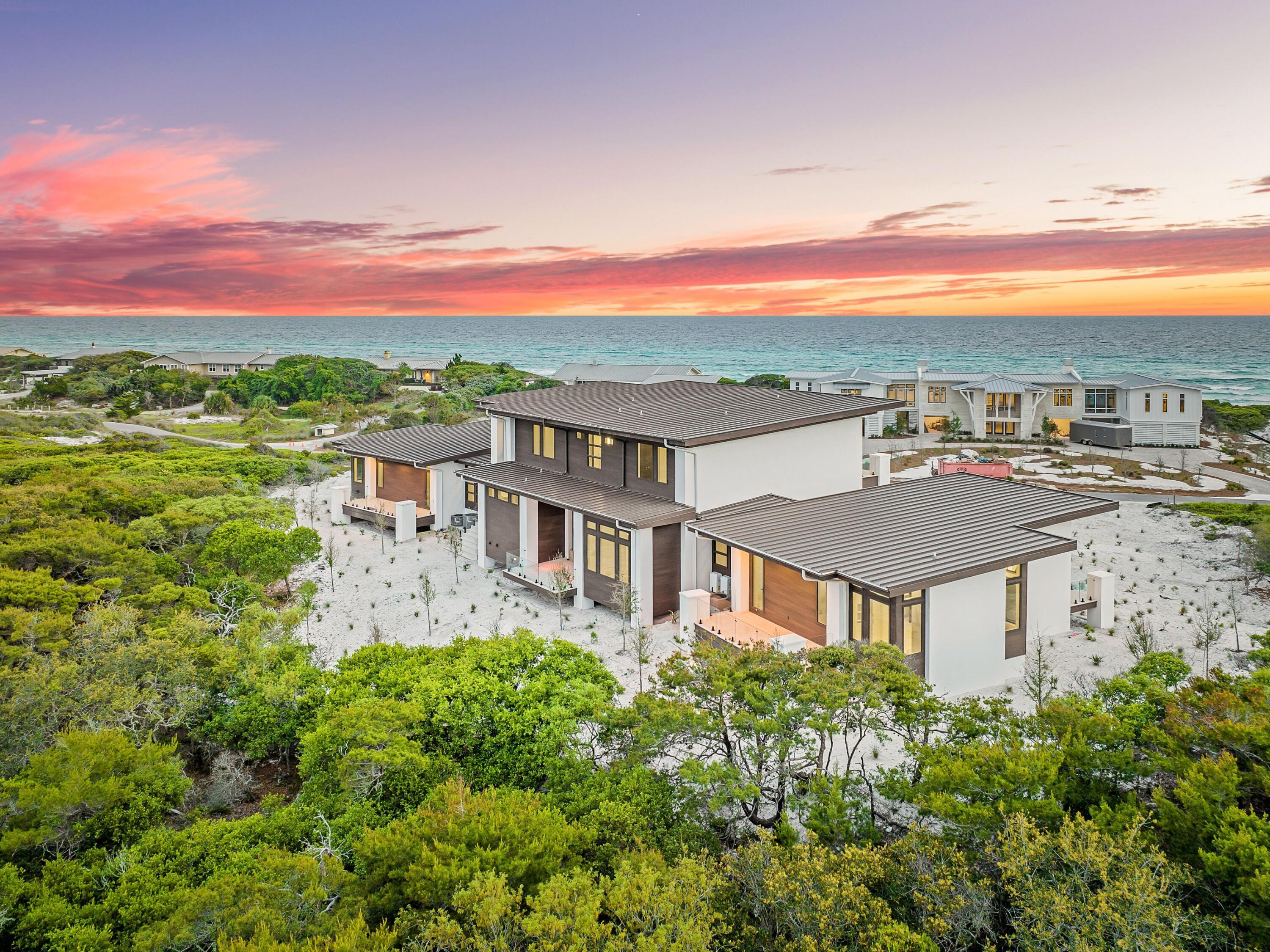 FOUR MILE VILLAGE - Residential