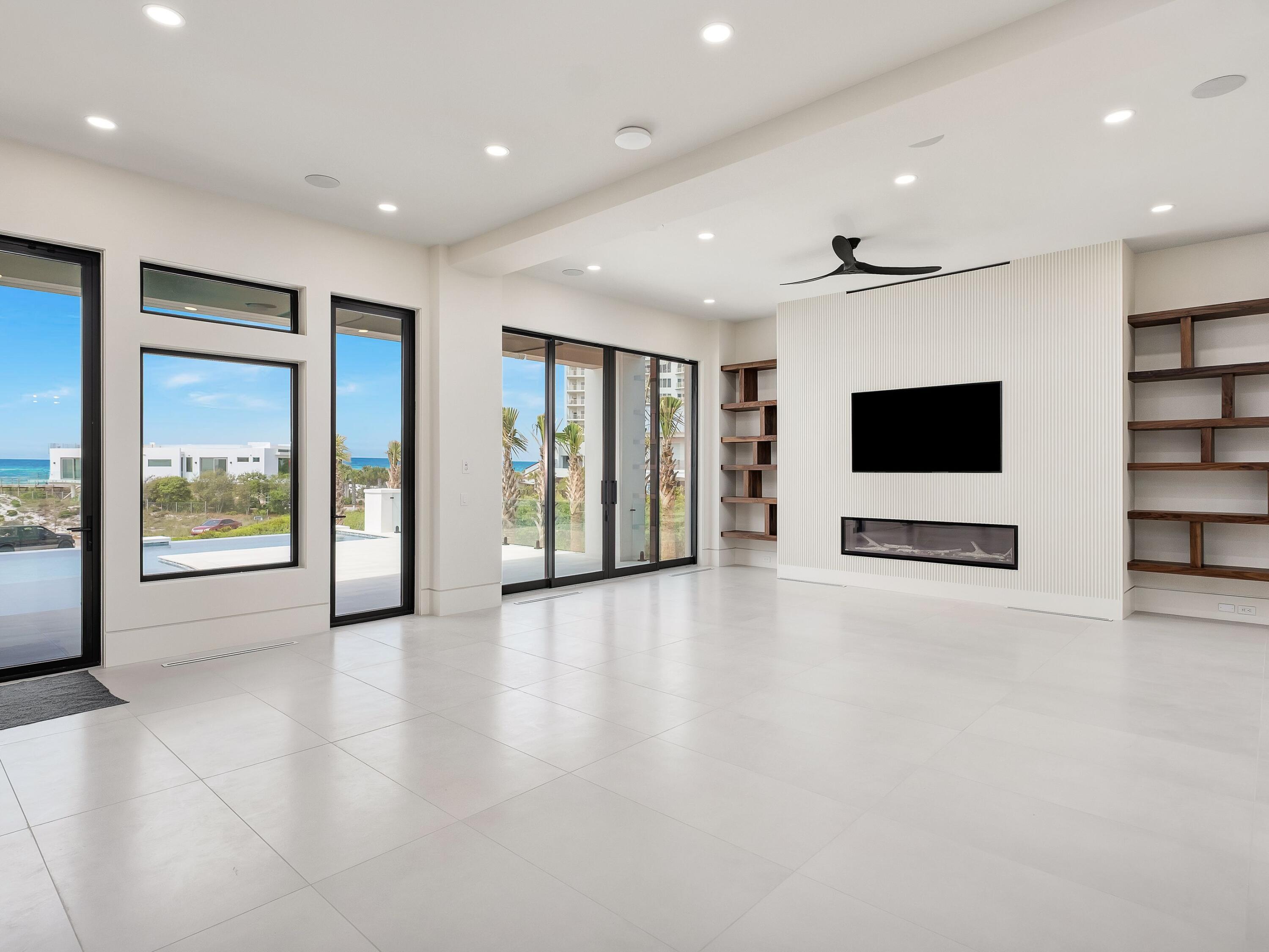 FOUR MILE VILLAGE - Residential