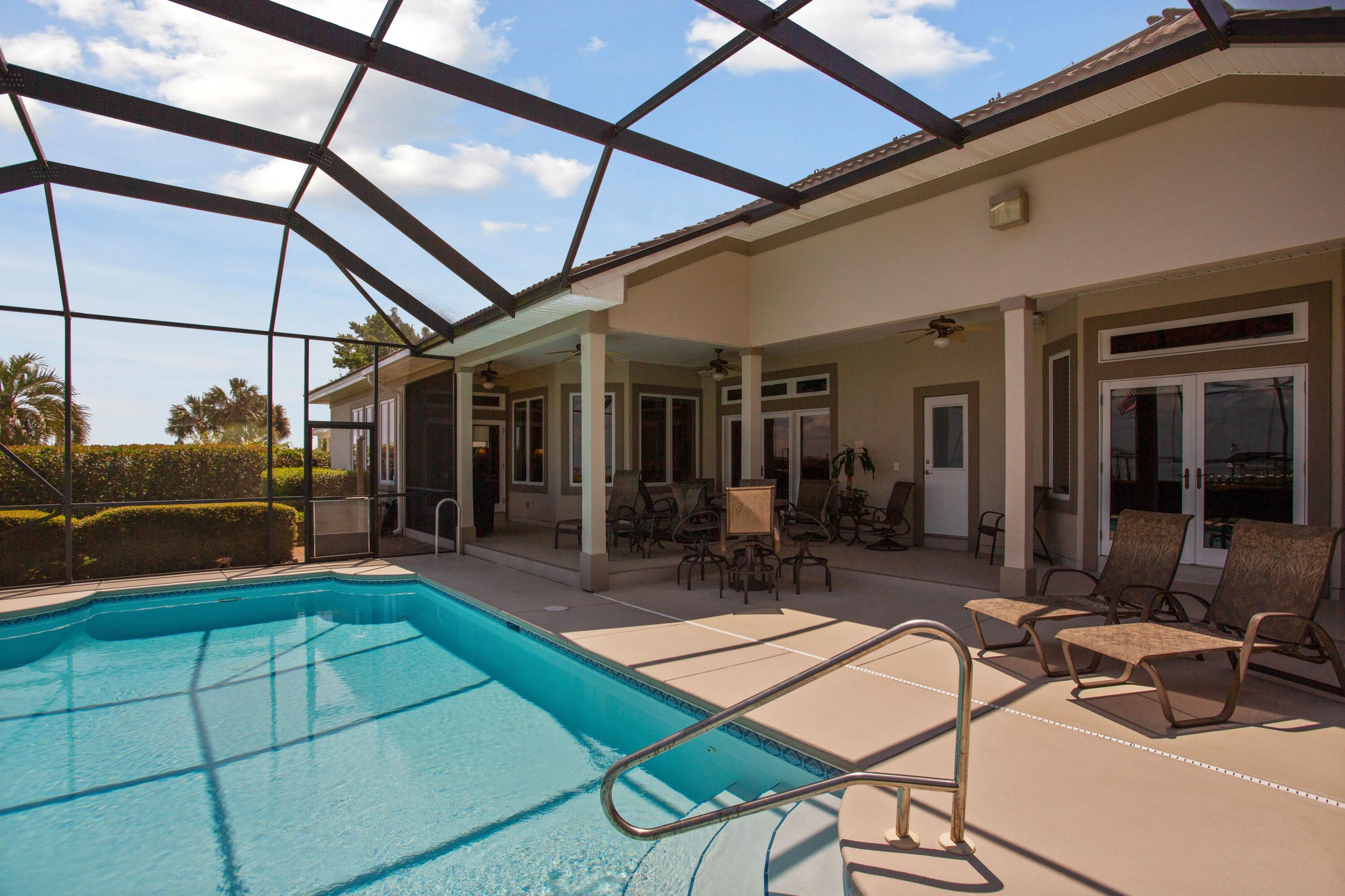 EMERALD BAY WEST - Residential