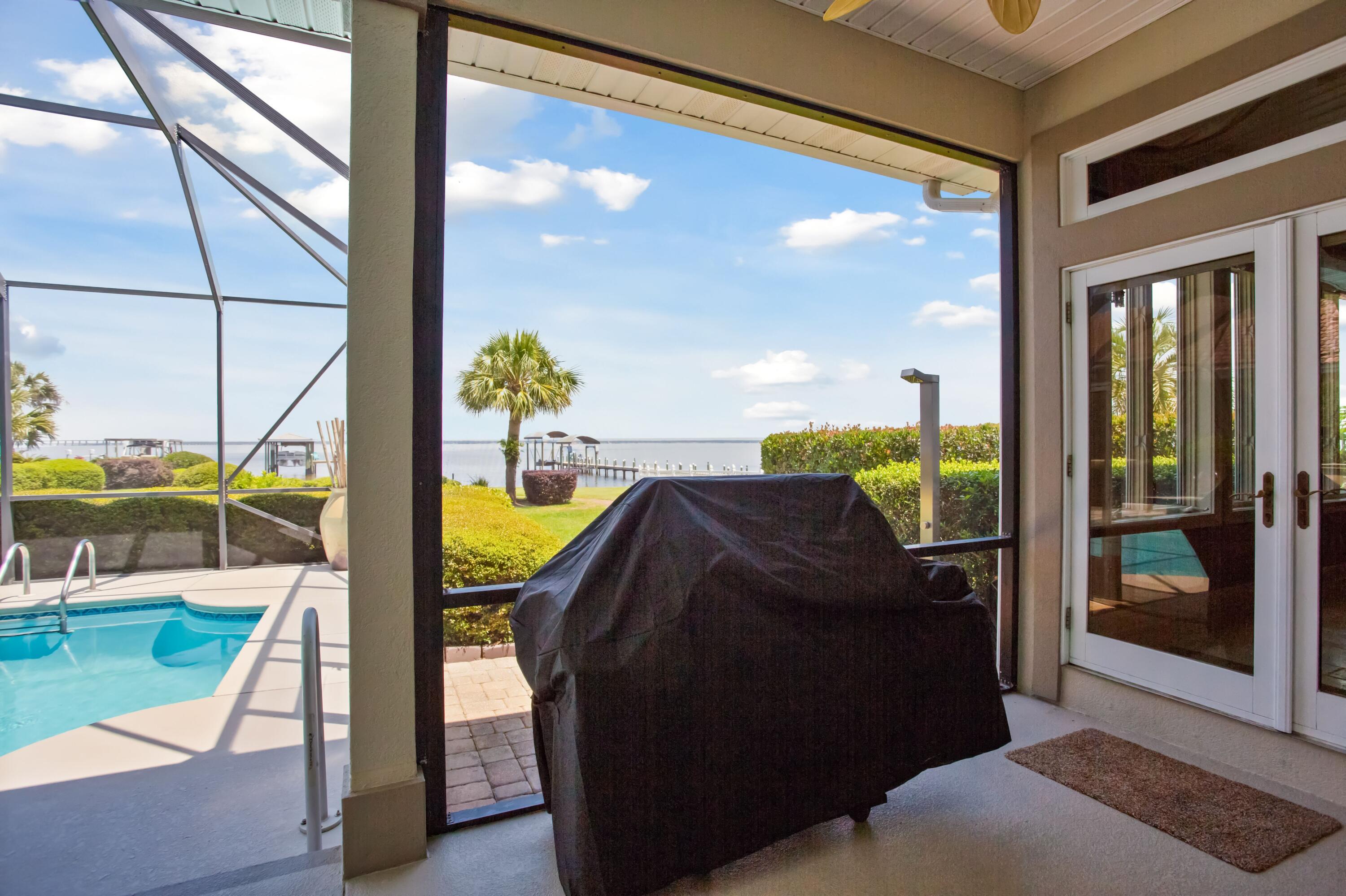 EMERALD BAY WEST - Residential