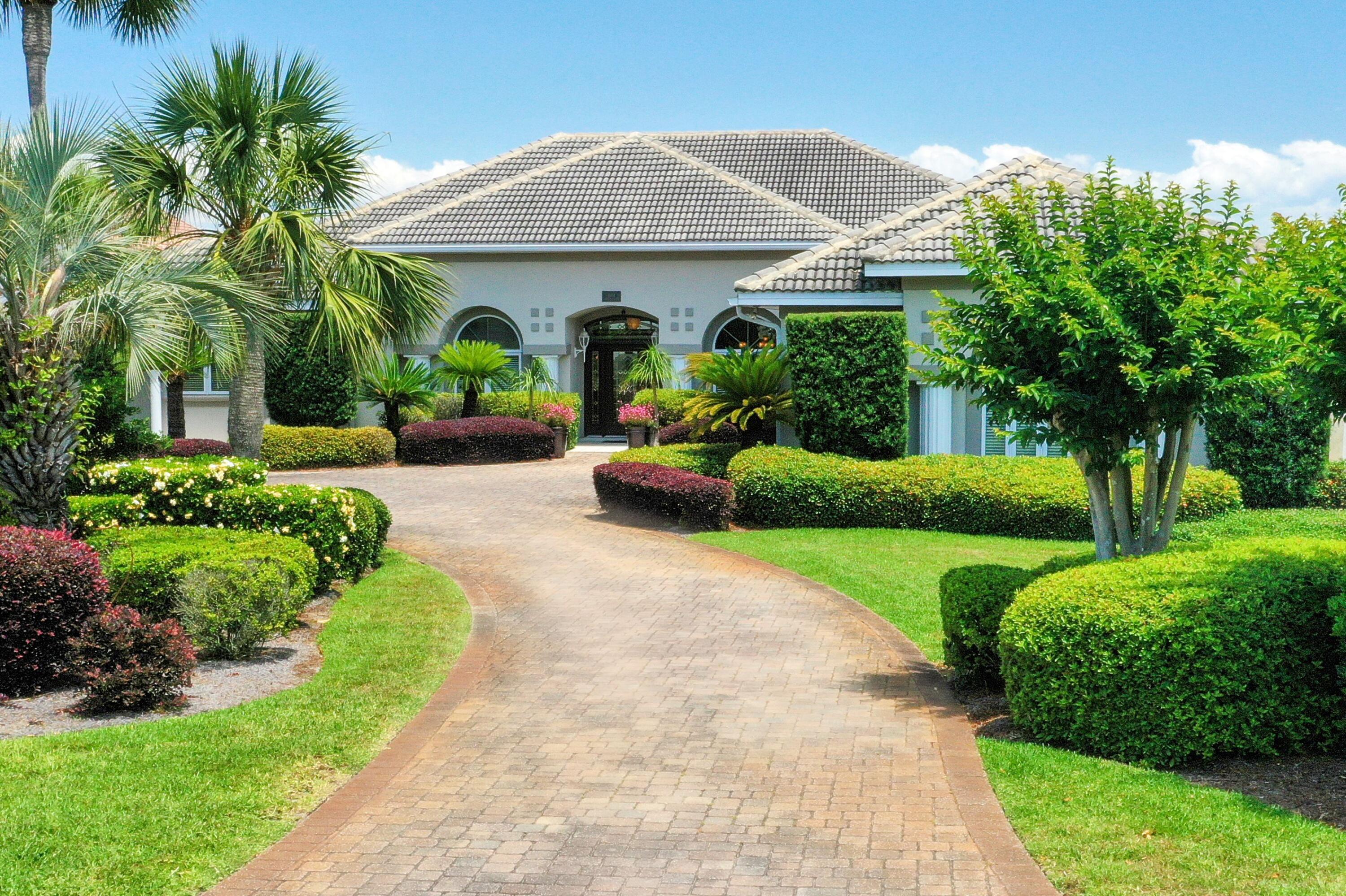 EMERALD BAY WEST - Residential