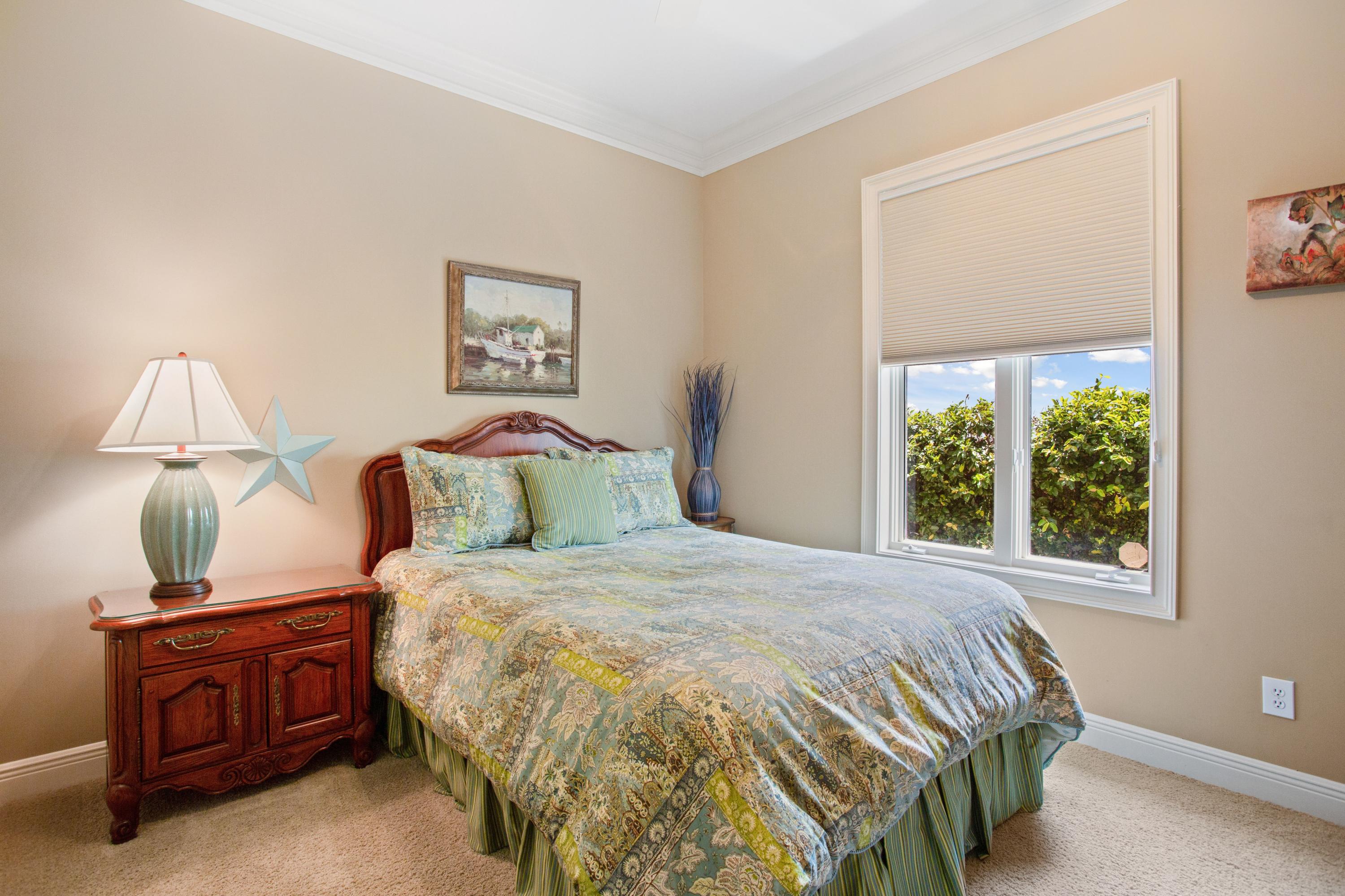 EMERALD BAY WEST - Residential