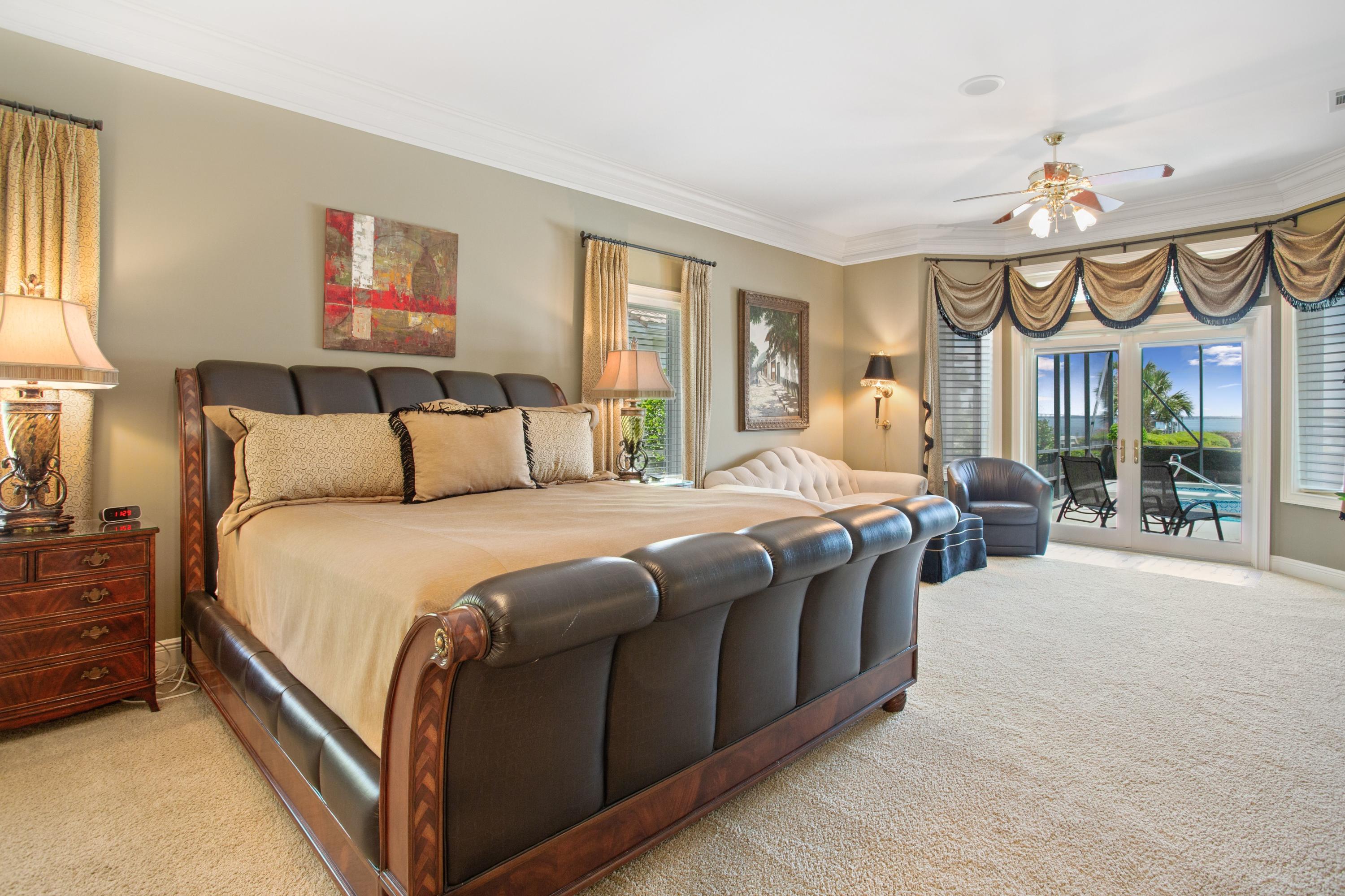 EMERALD BAY WEST - Residential