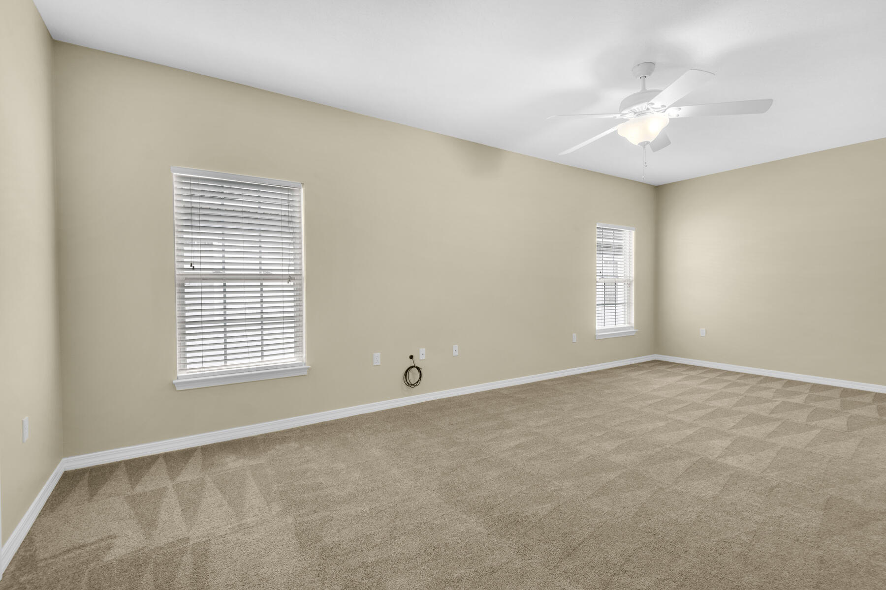 EAGLES NEST - Residential