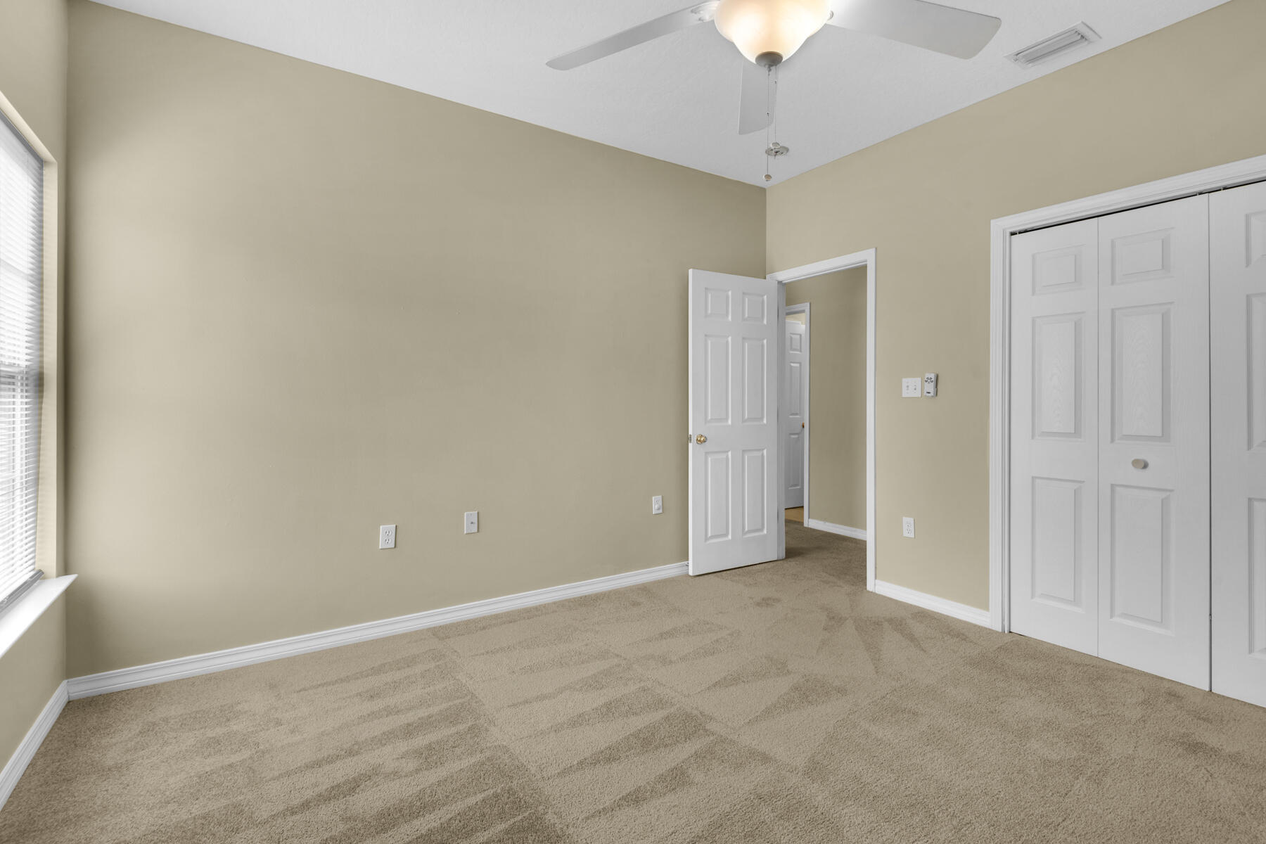 EAGLES NEST - Residential