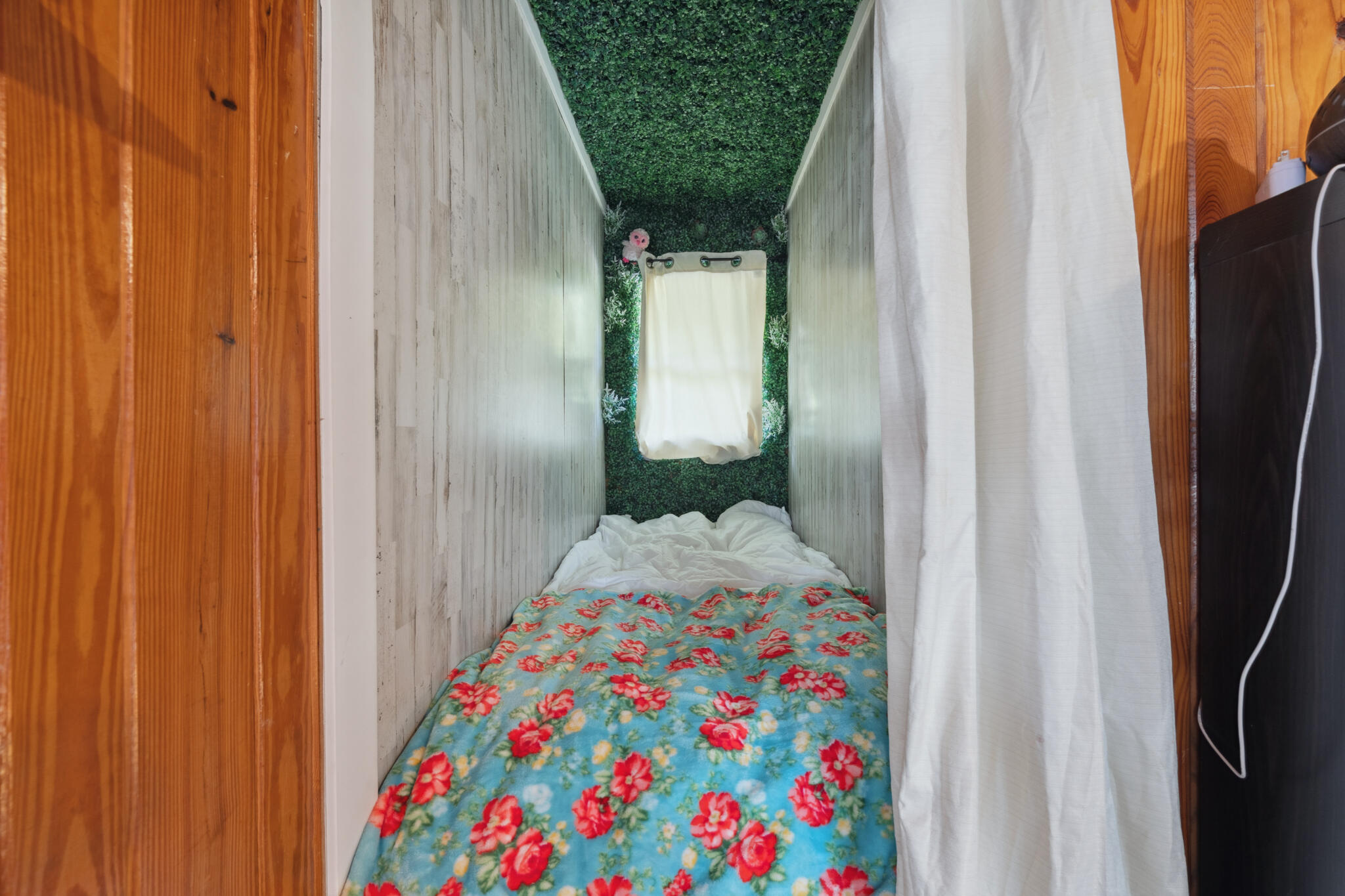 NONESUCH WAY - Residential