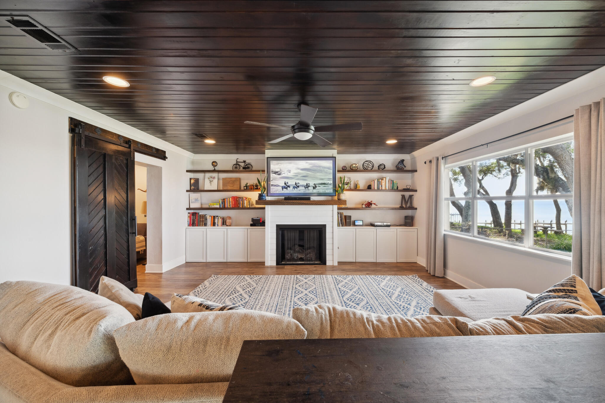 NONESUCH WAY - Residential