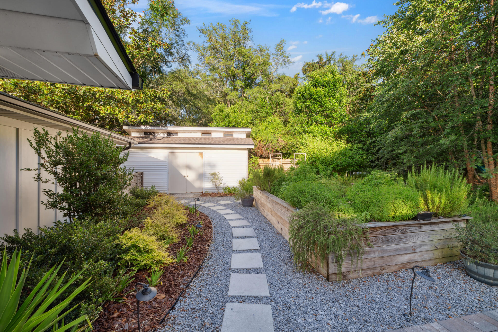 NONESUCH WAY - Residential