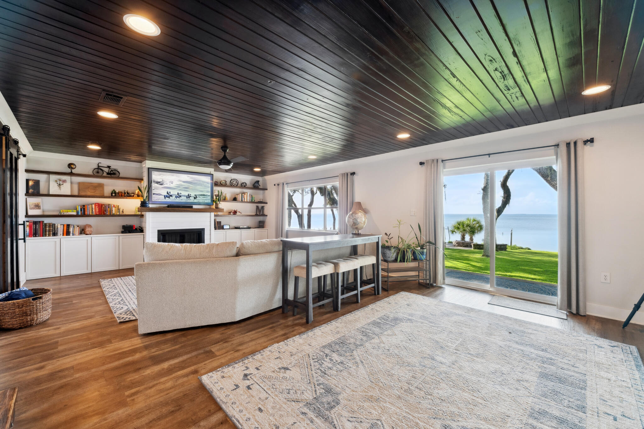 NONESUCH WAY - Residential