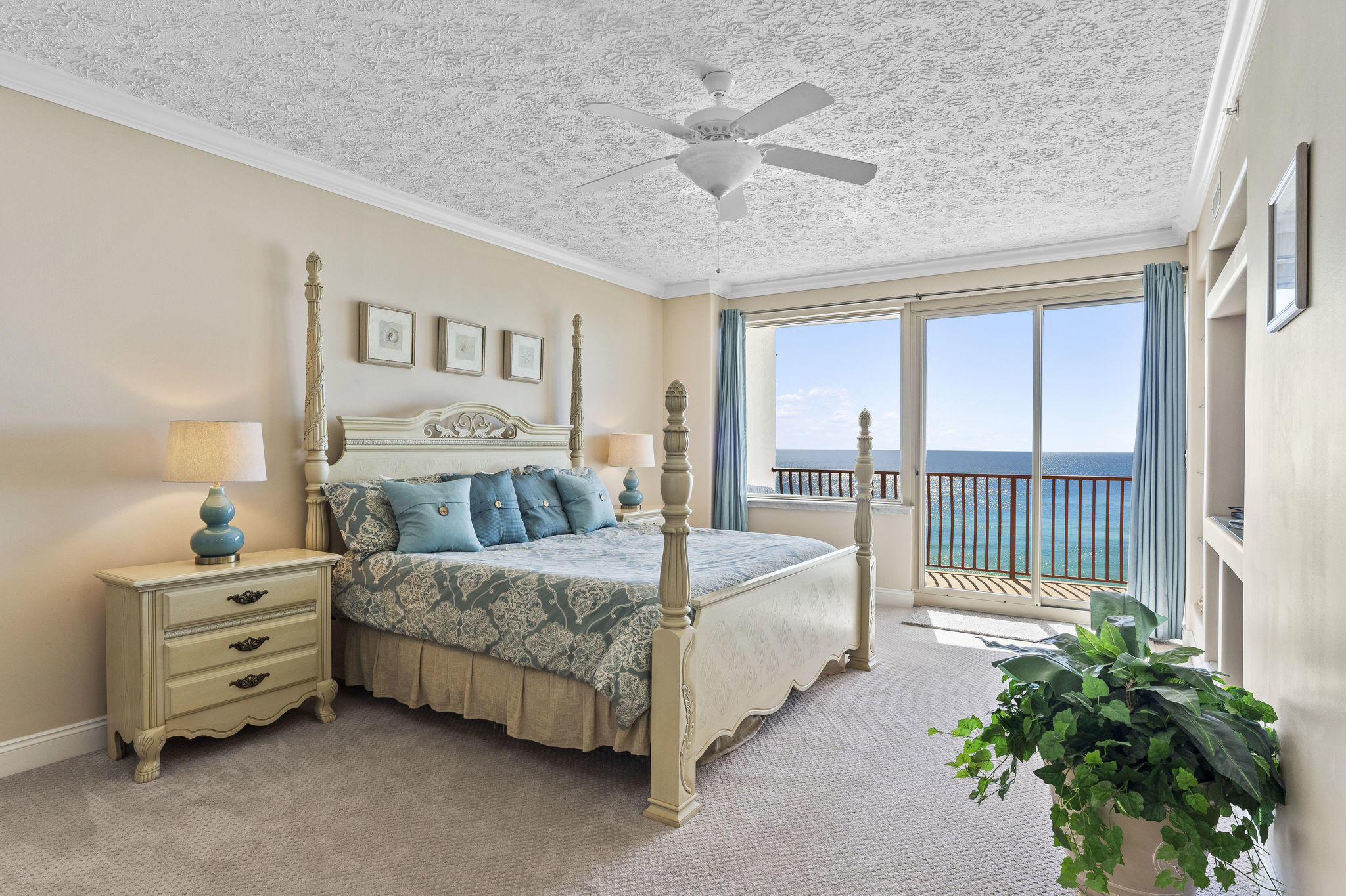 HIDDEN DUNES CONDO - Residential