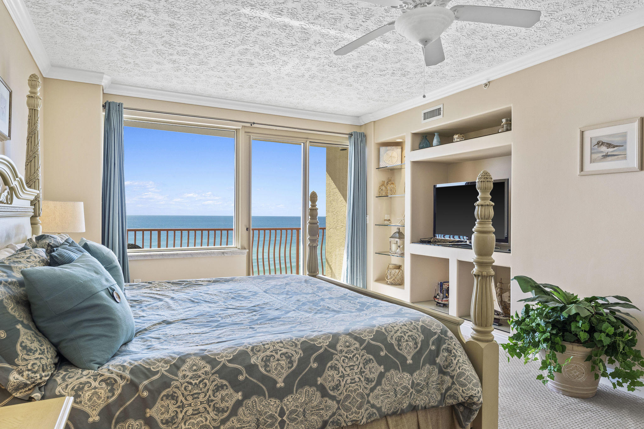 HIDDEN DUNES CONDO - Residential