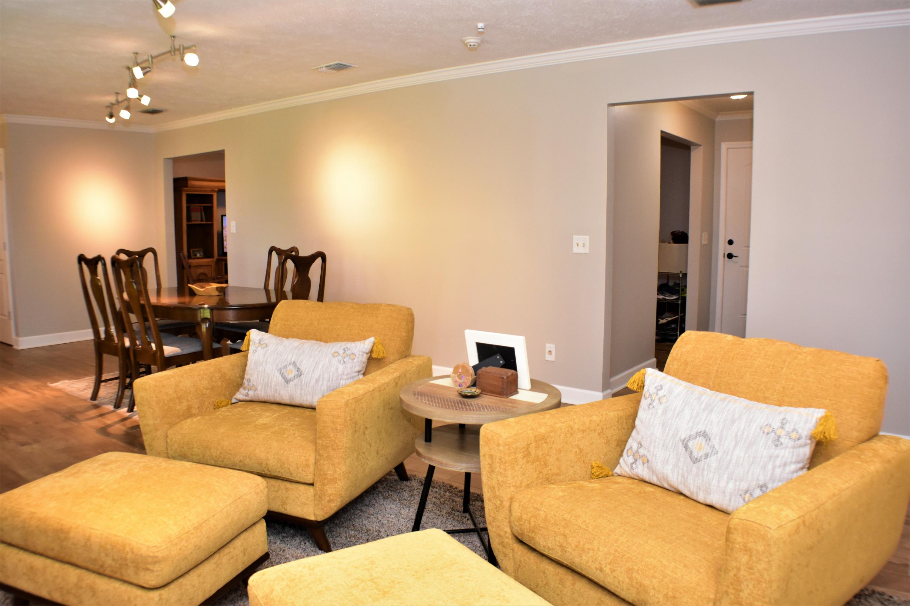 BELAIRE ESTATES - Residential
