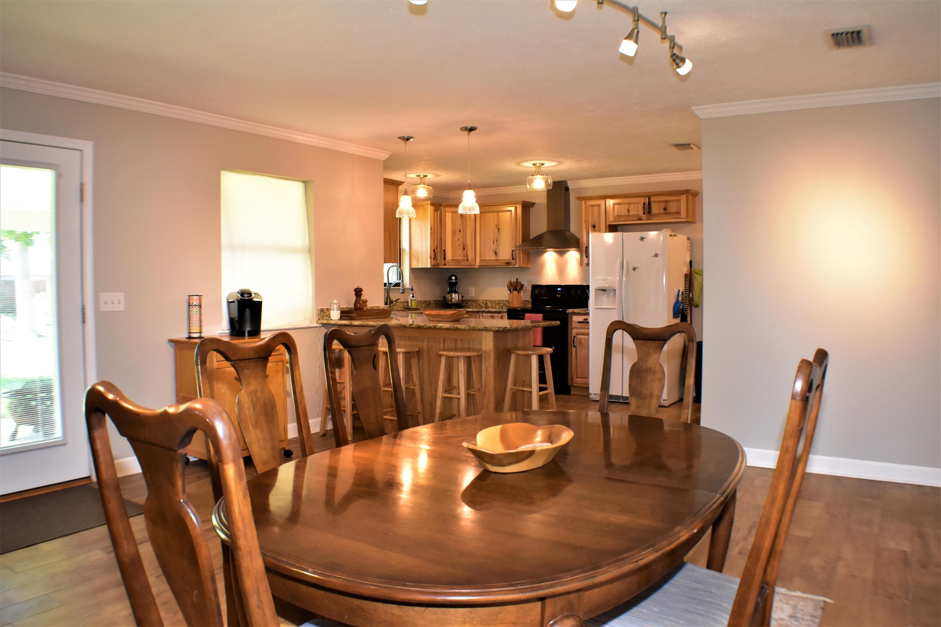 BELAIRE ESTATES - Residential