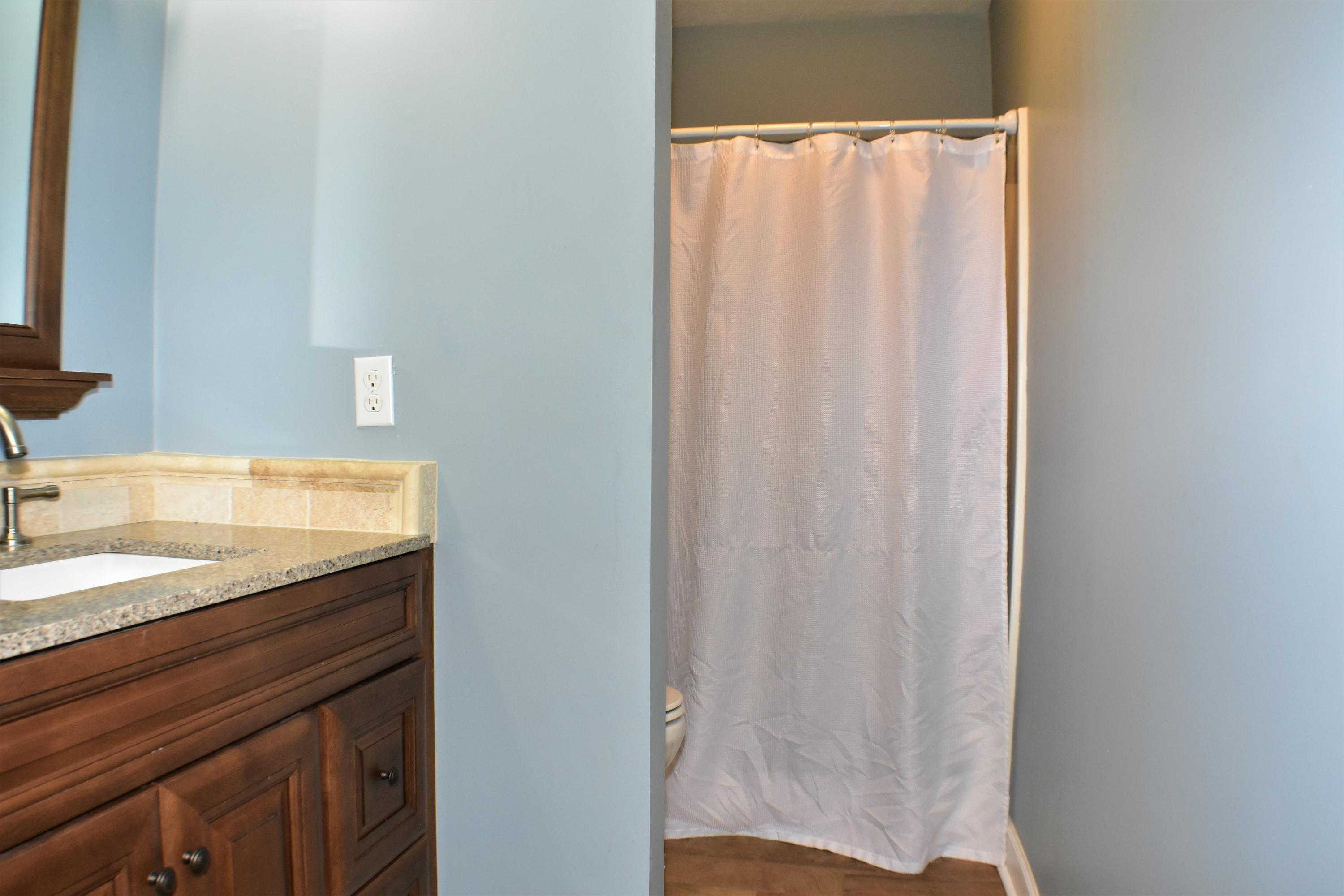 BELAIRE ESTATES - Residential