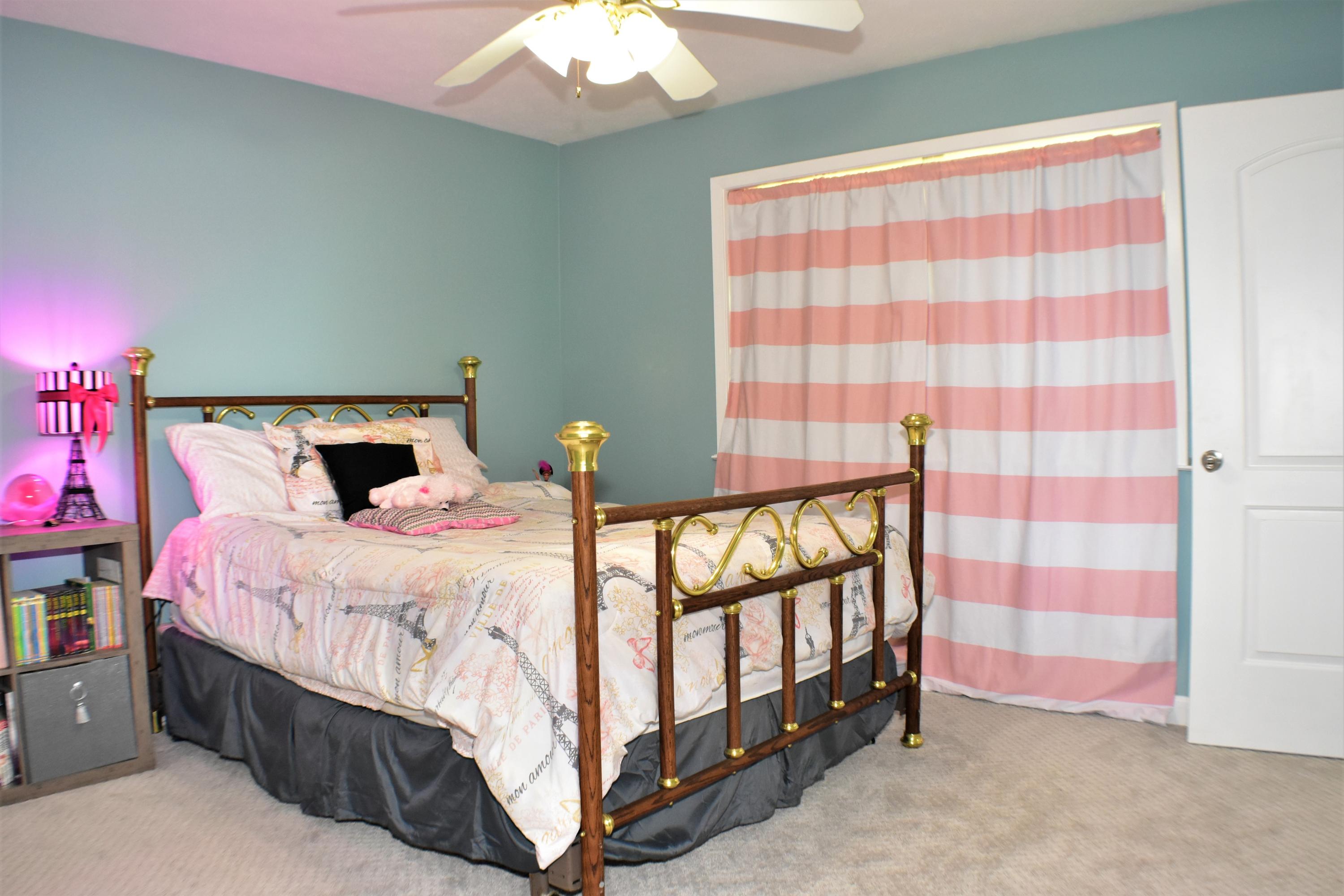 BELAIRE ESTATES - Residential